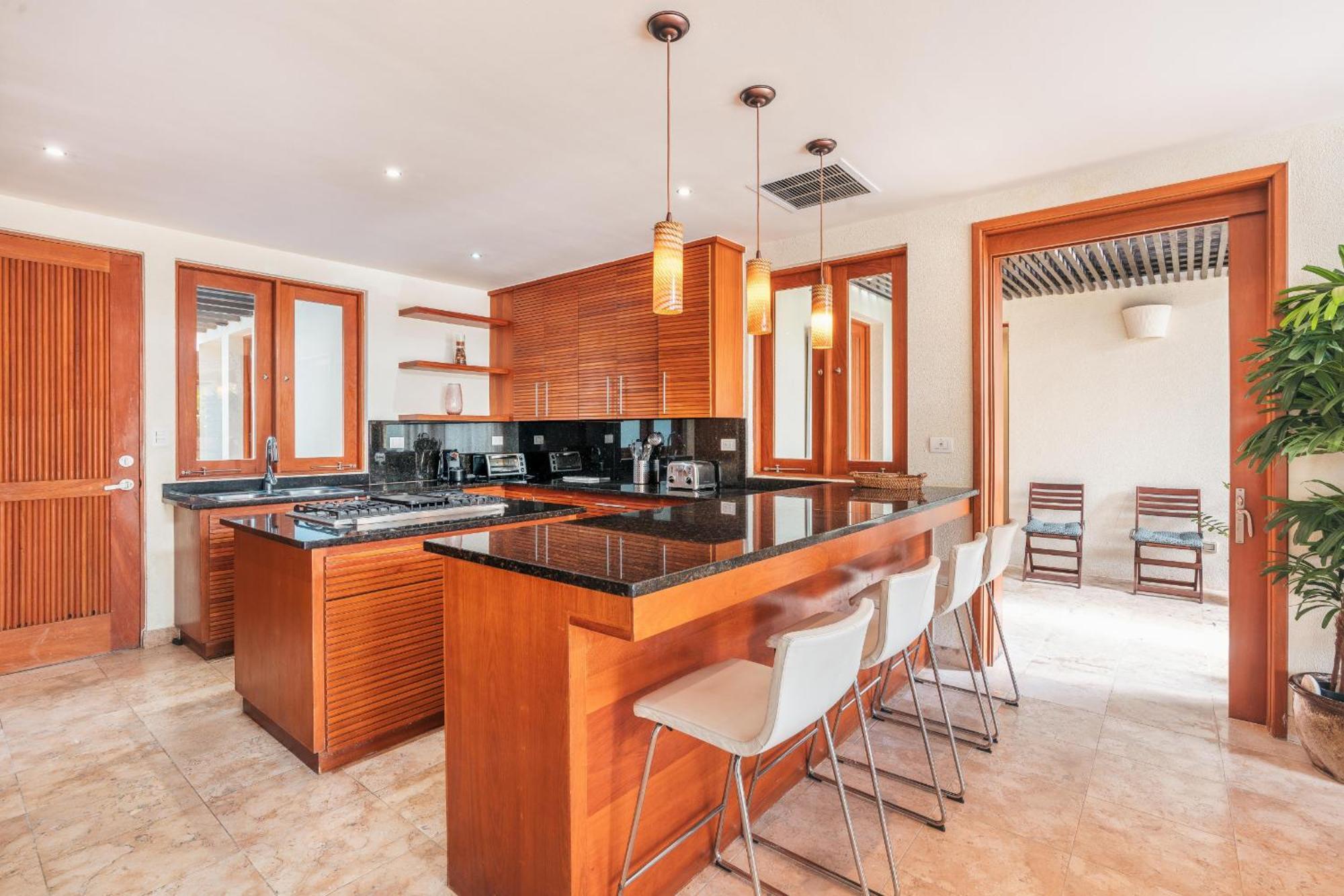 Villa Amazing 5br W Pool At Village A