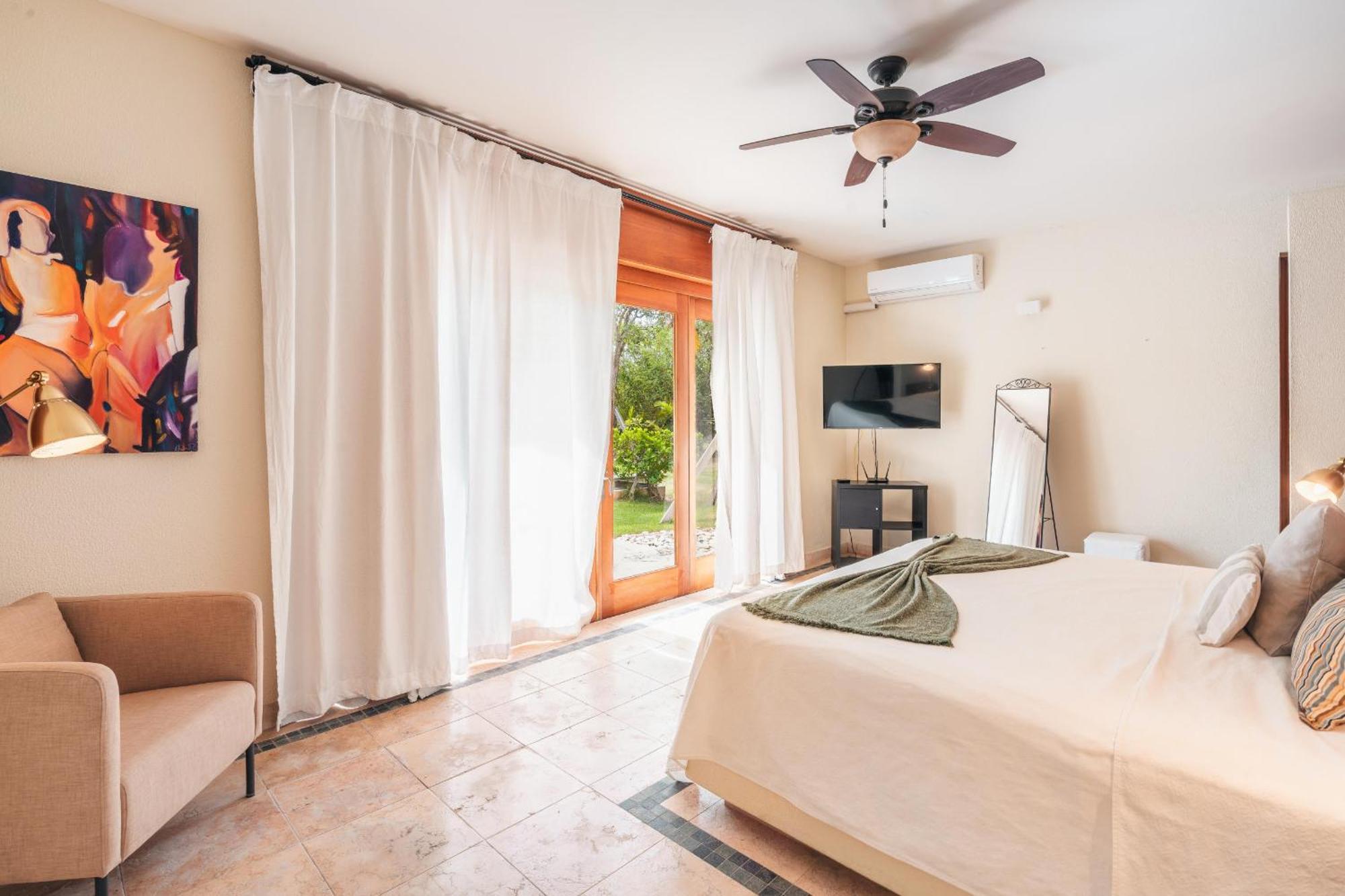 Villa Amazing 5br W Pool At Village A