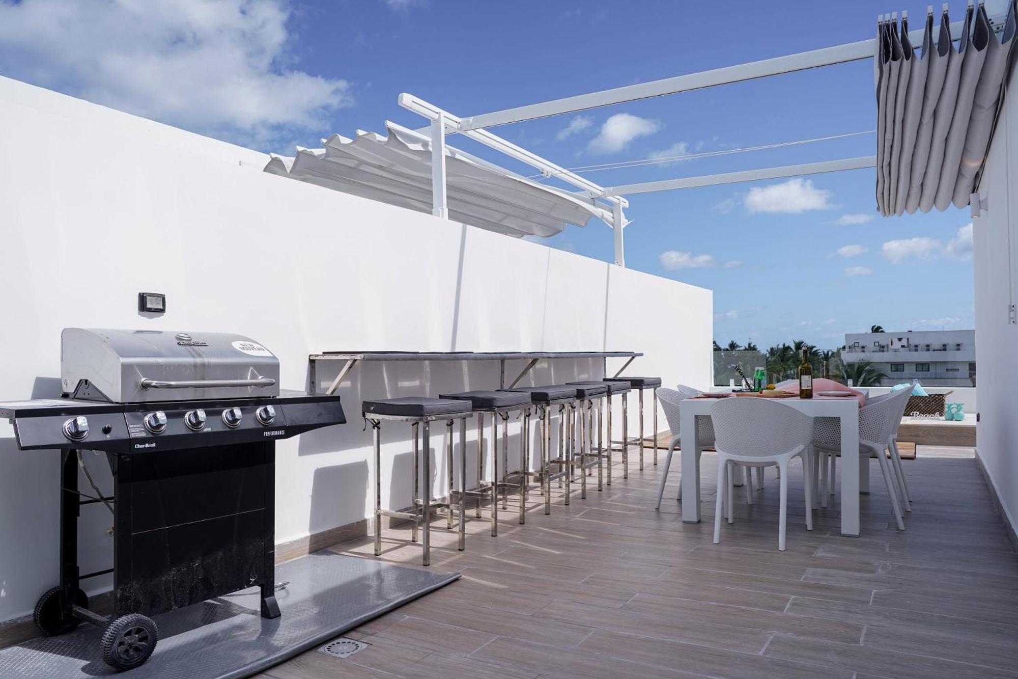 Fantastic New Penthouse W Rooftop Picuzzi Apartamento Punta Cana