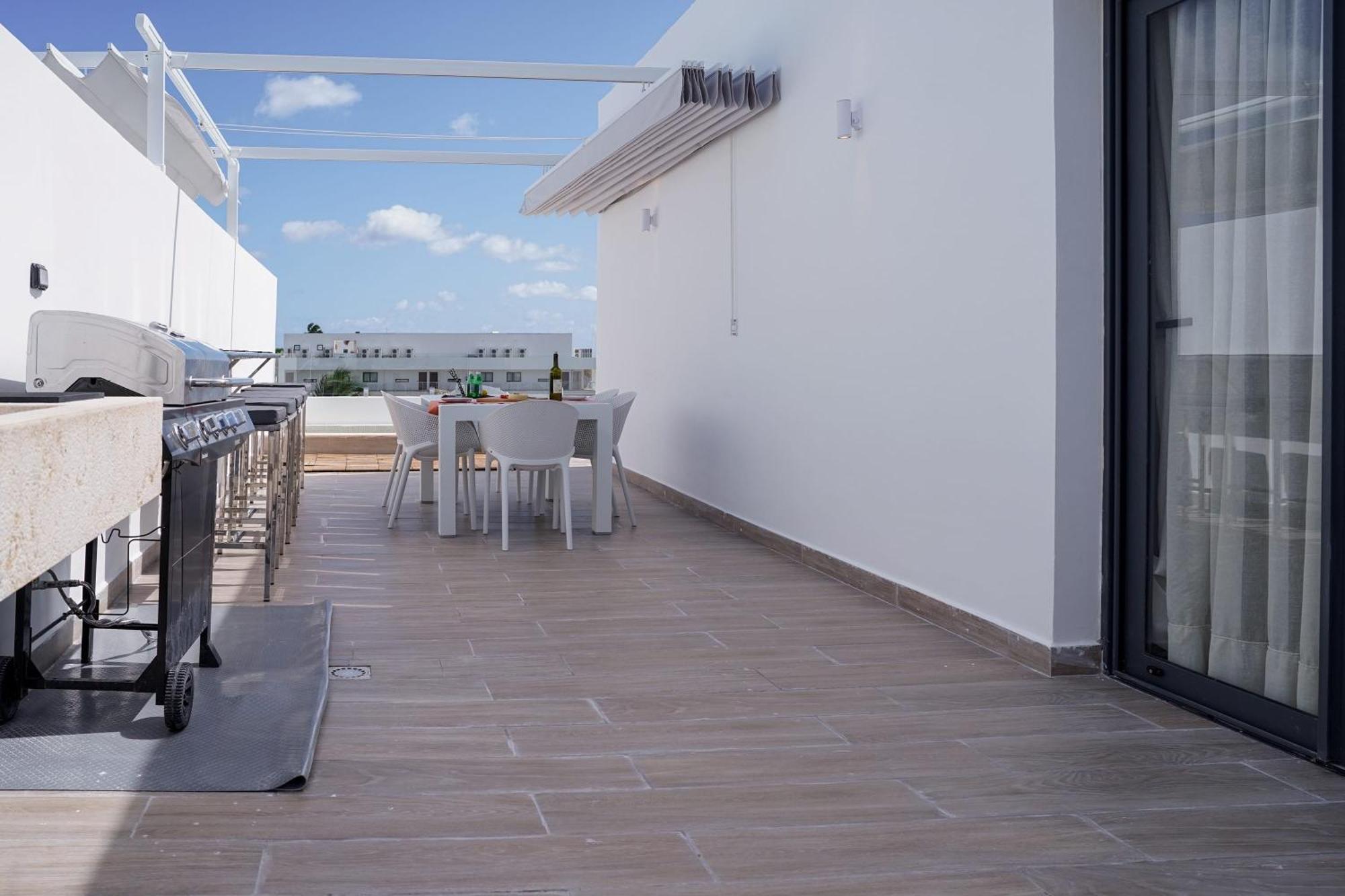 Fantastic New Penthouse W Rooftop Picuzzi Apartamento Punta Cana