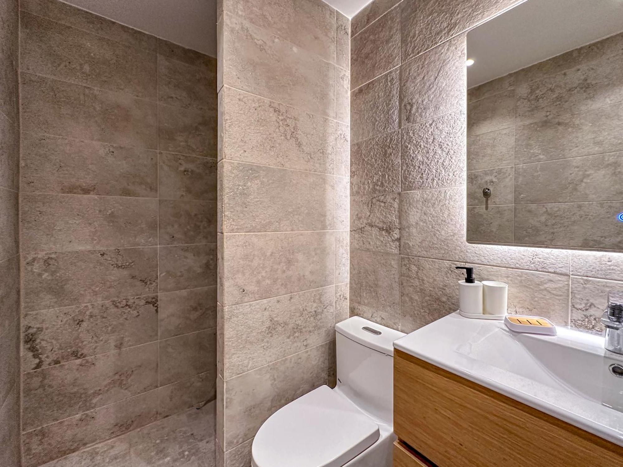 Fantastic New Penthouse W Rooftop Picuzzi Apartamento