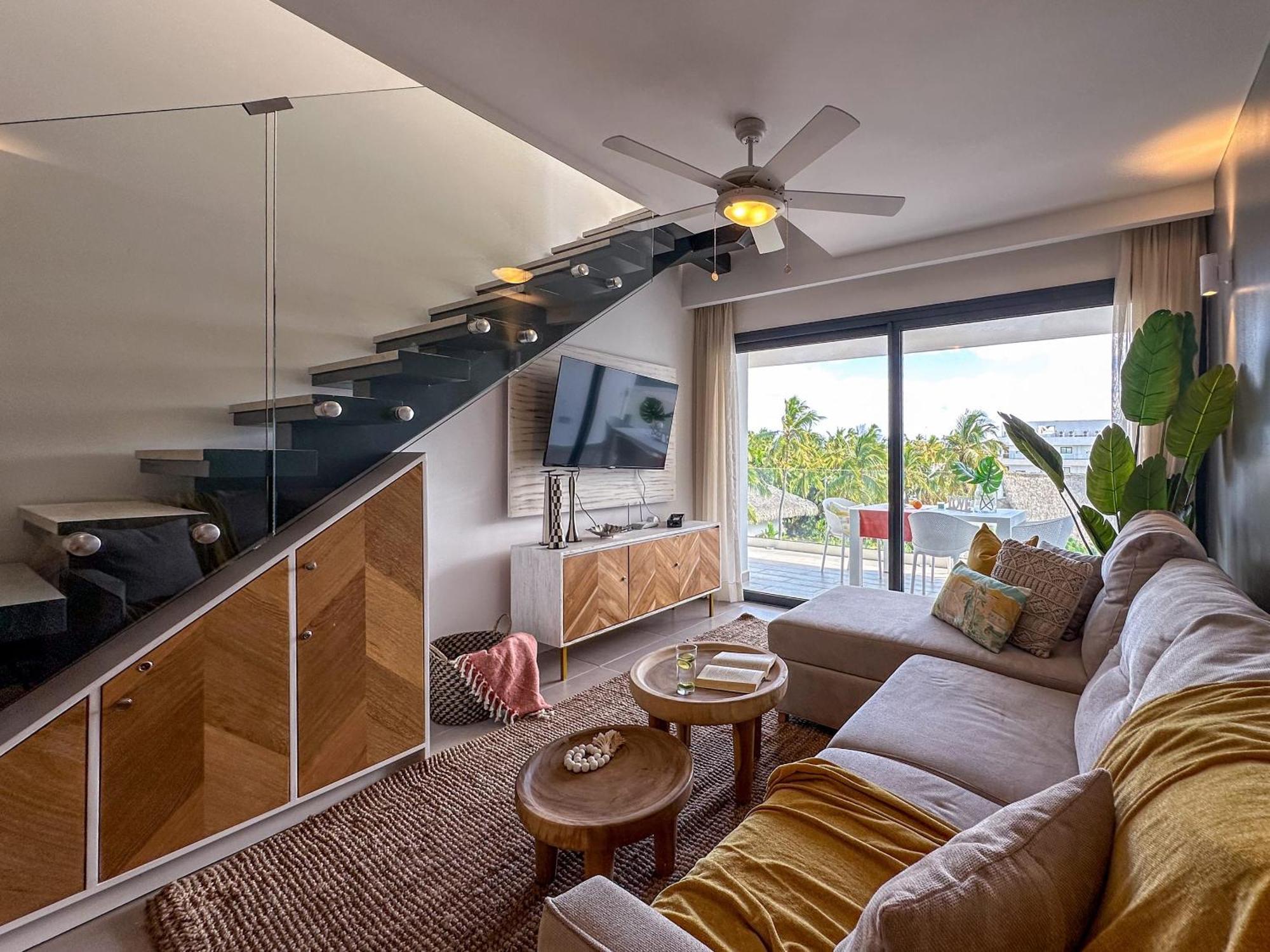 Fantastic New Penthouse W Rooftop Picuzzi *