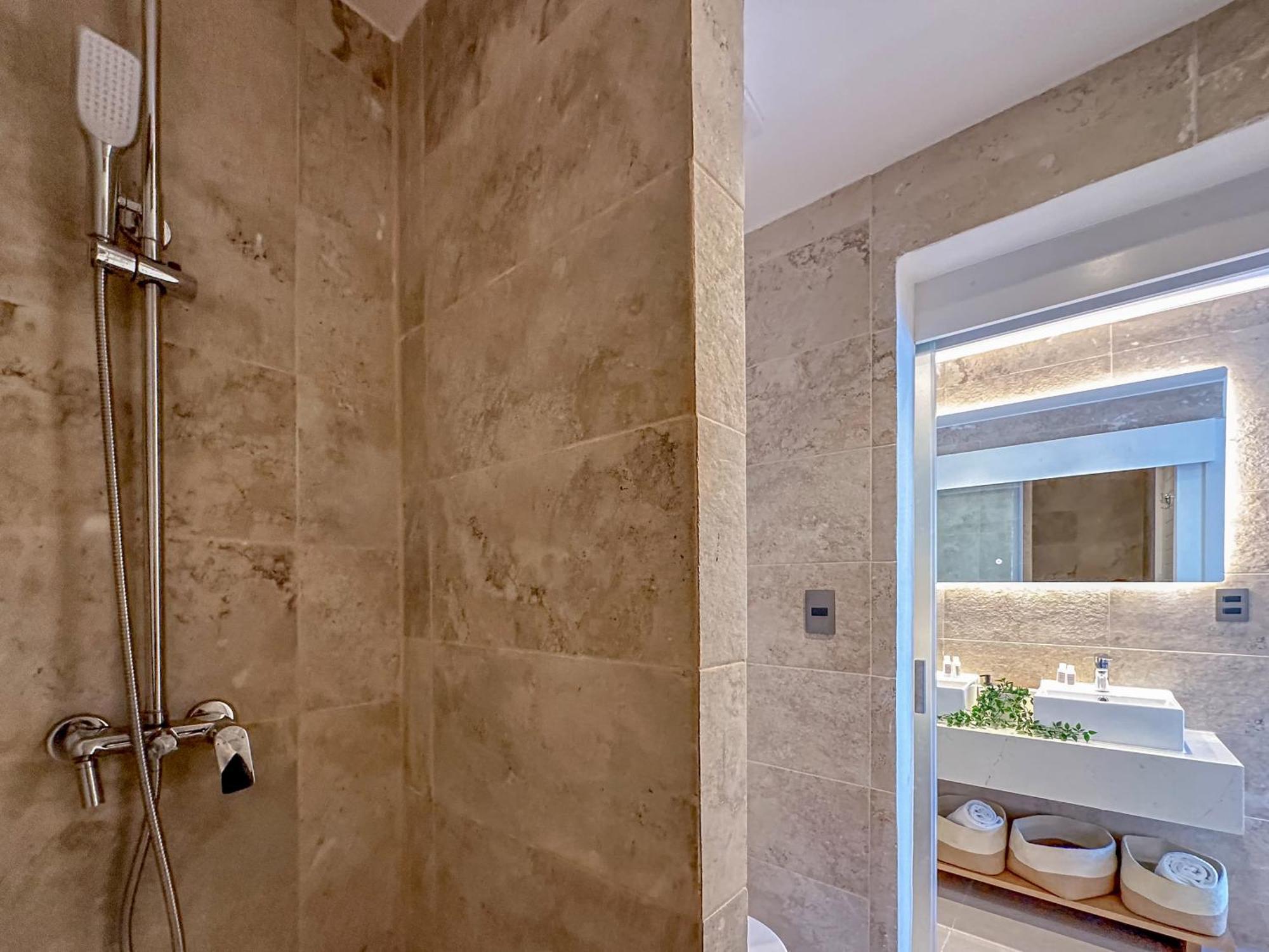 Apartamento Fantastic New Penthouse W Rooftop Picuzzi