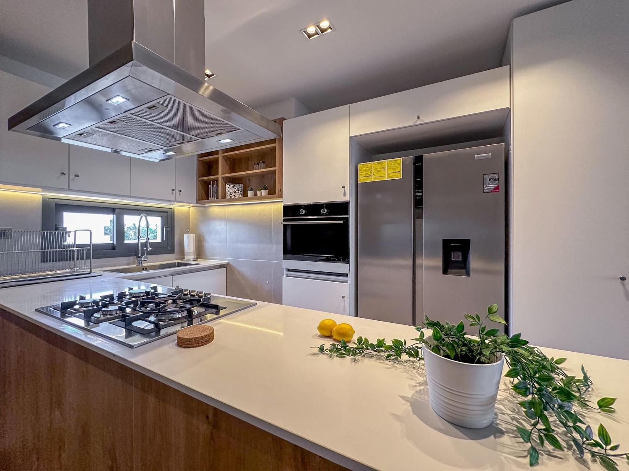 Fantastic New Penthouse W Rooftop Picuzzi Apartamento *