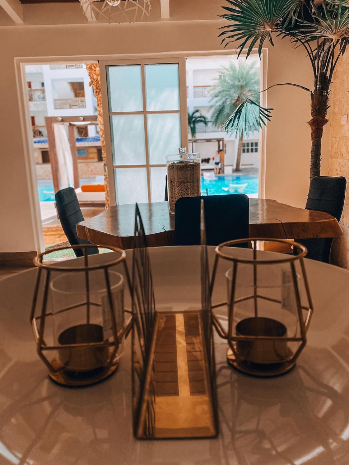 Tanama Apartahotel