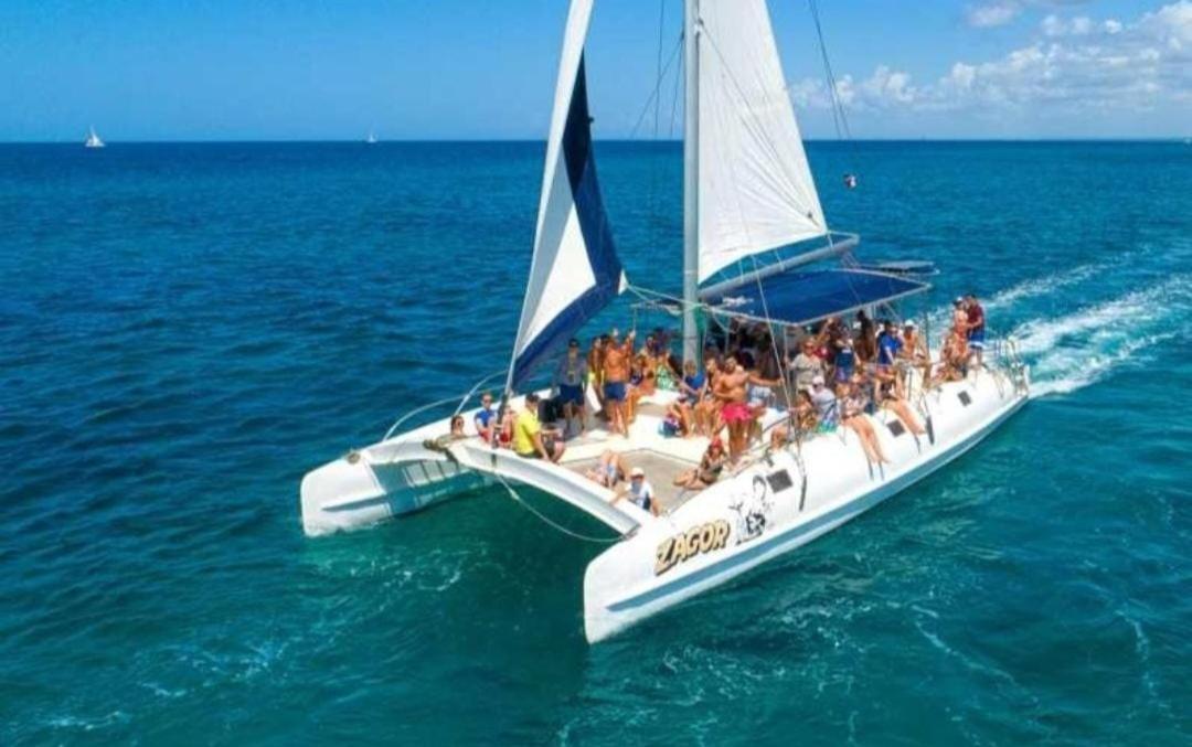 Sun Caribbean And Ducassi Pensión *
