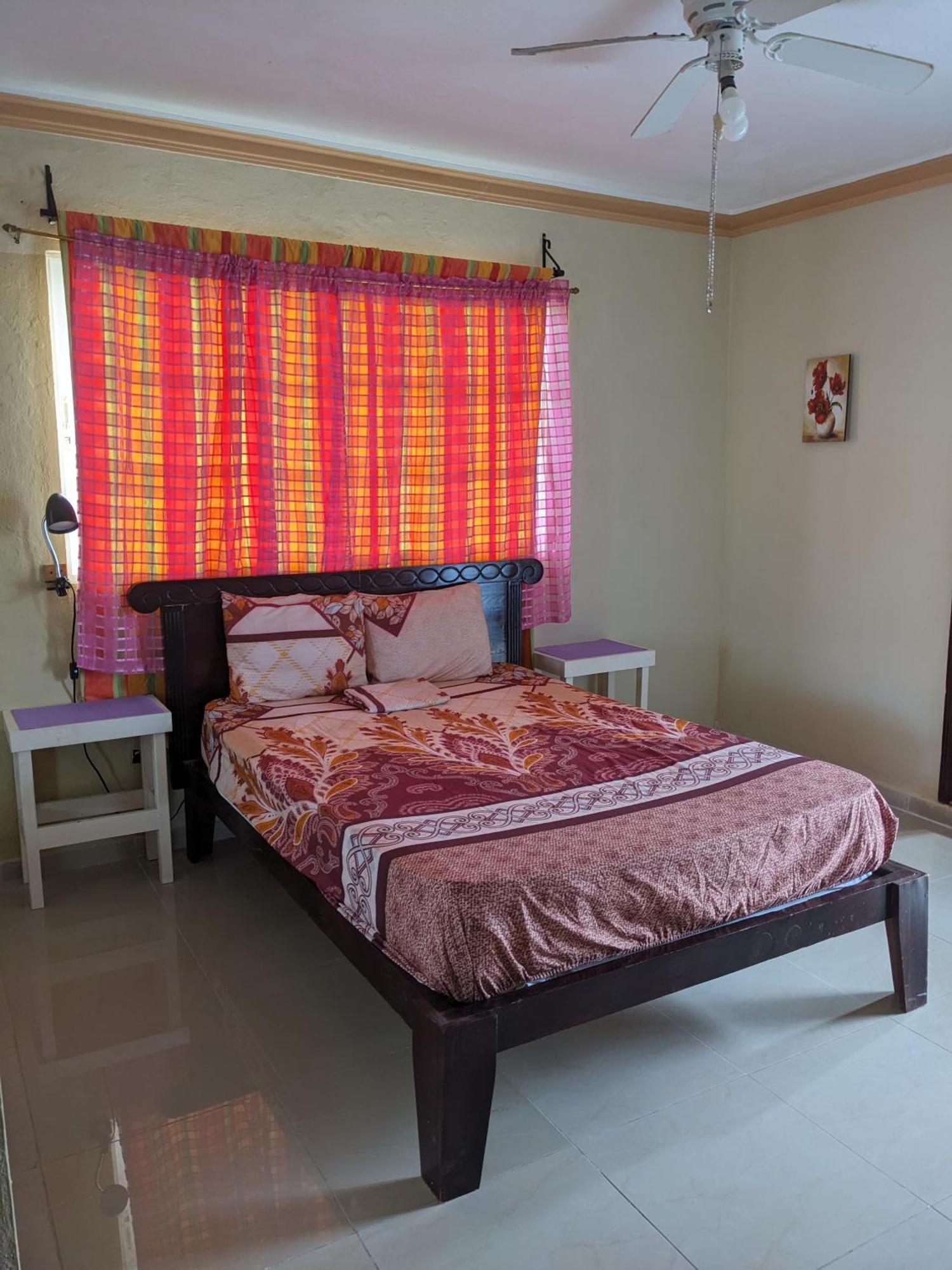 Bed and breakfast White Sands Shared 2*