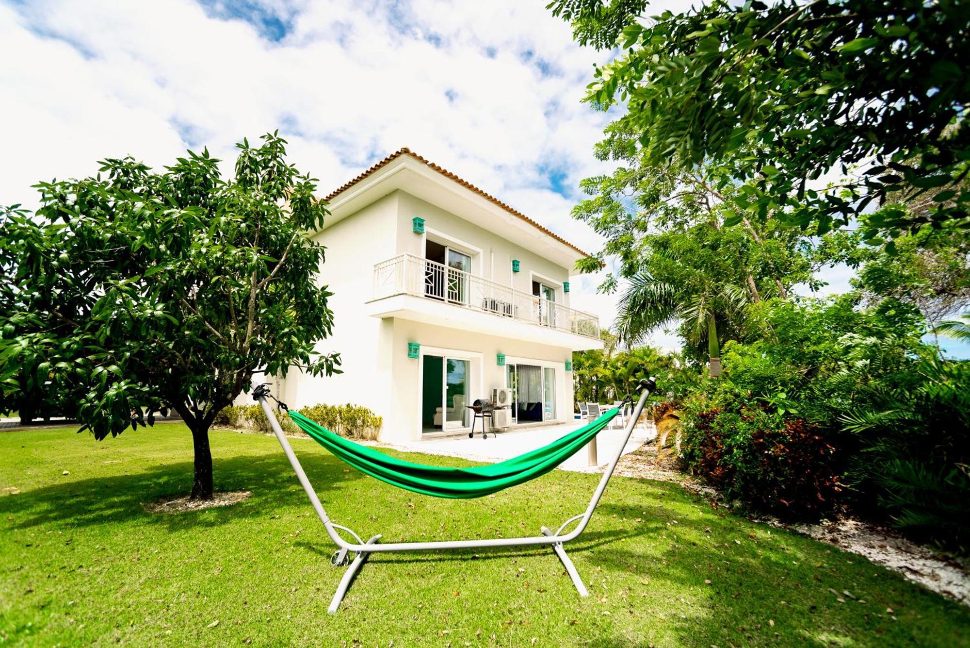 Villa Luxury Iberosta Del Mar - 4bdr, Private Beach, Pool & Jacuzzi