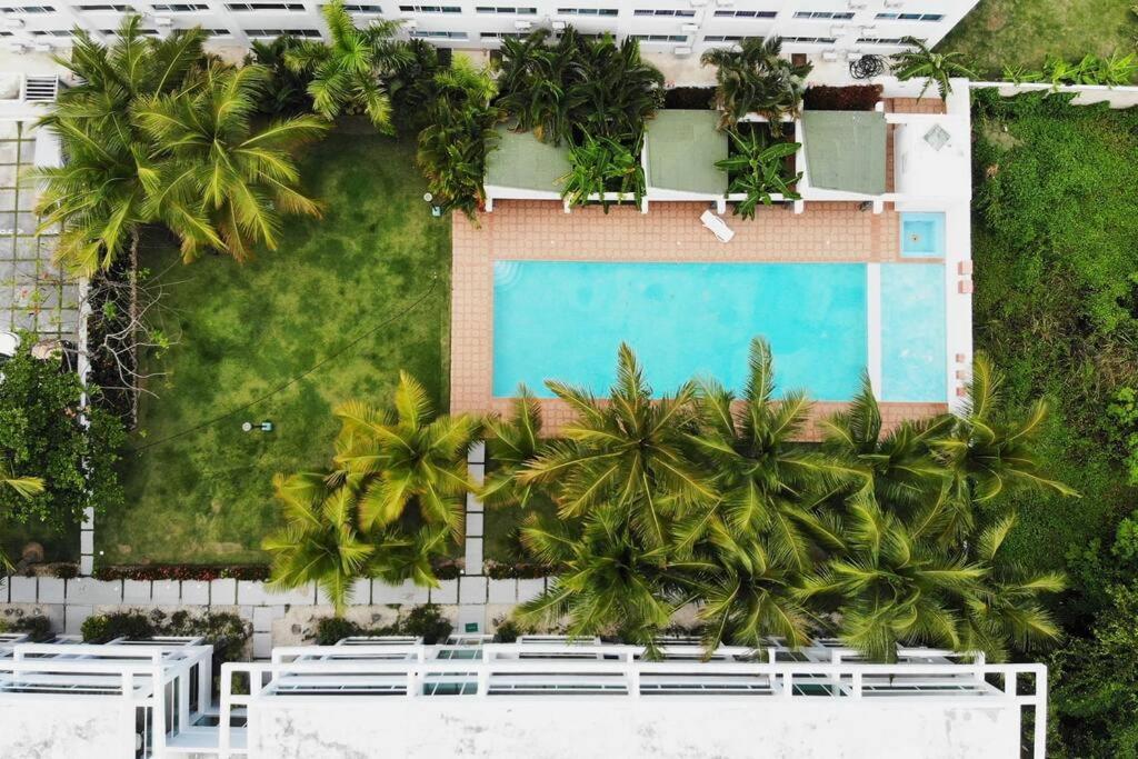 Charming 2 Bedroom With Pool