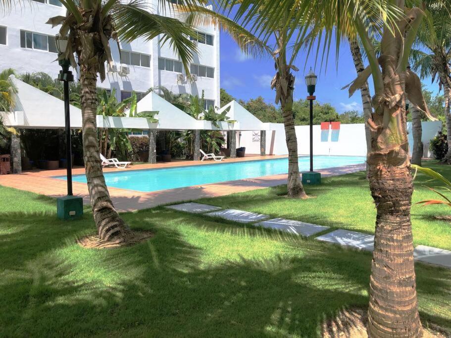 Charming 2 Bedroom With Pool