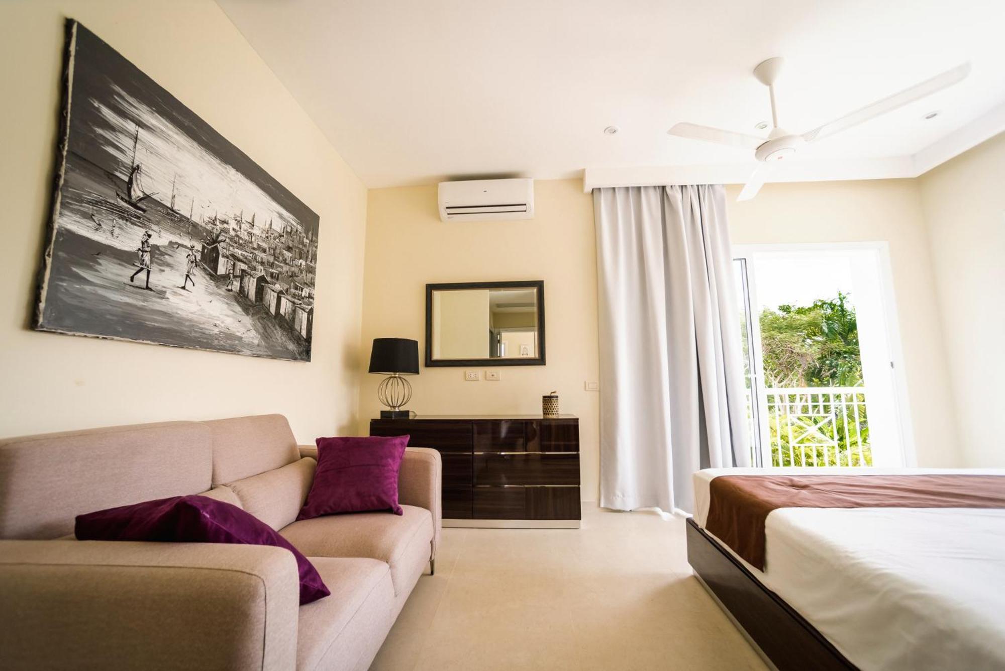 Private Iberosta Fortuna - 4bdr, Pool & Private Villa Punta Cana