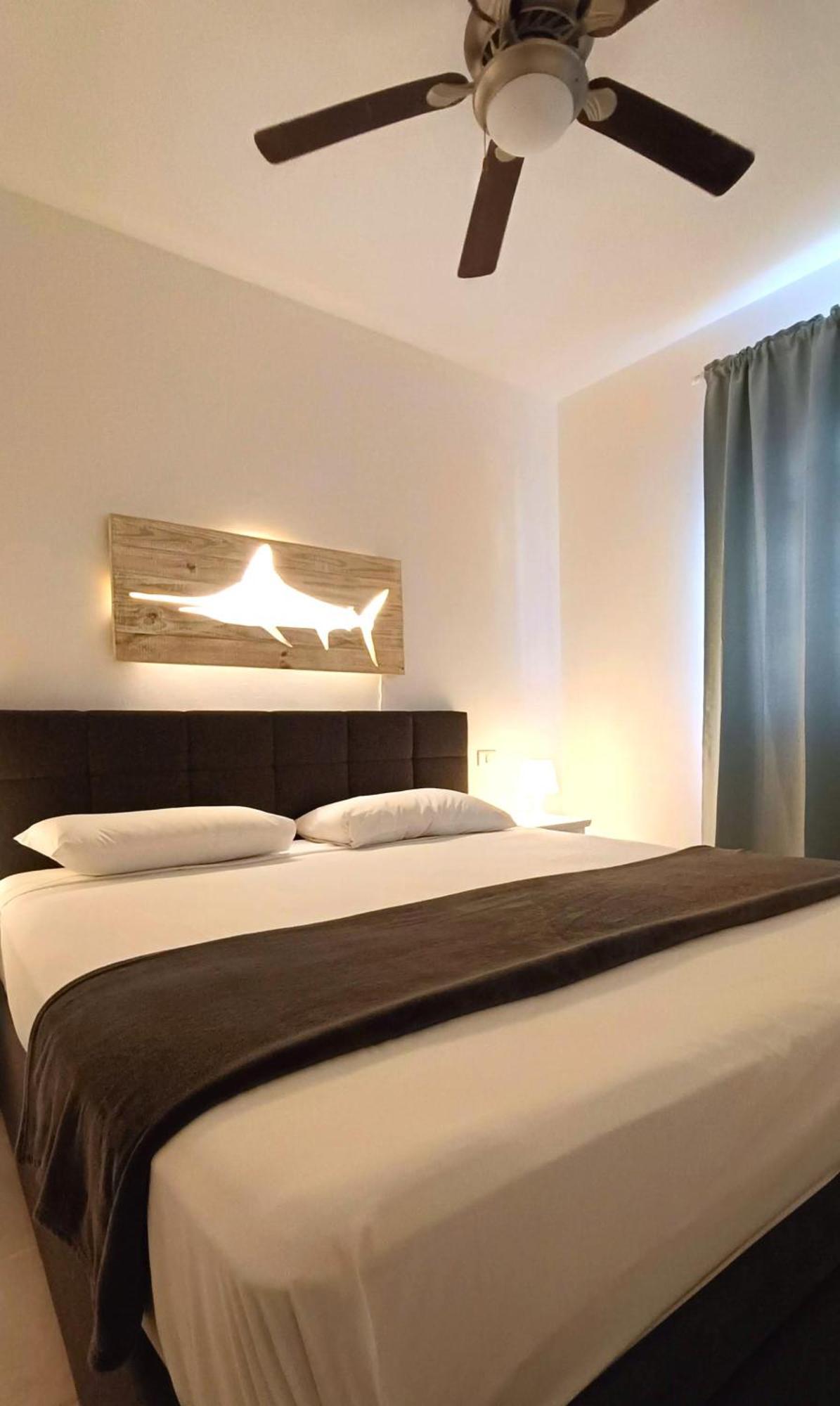 Flor Del Mar Beachfront Apartahotel 3*