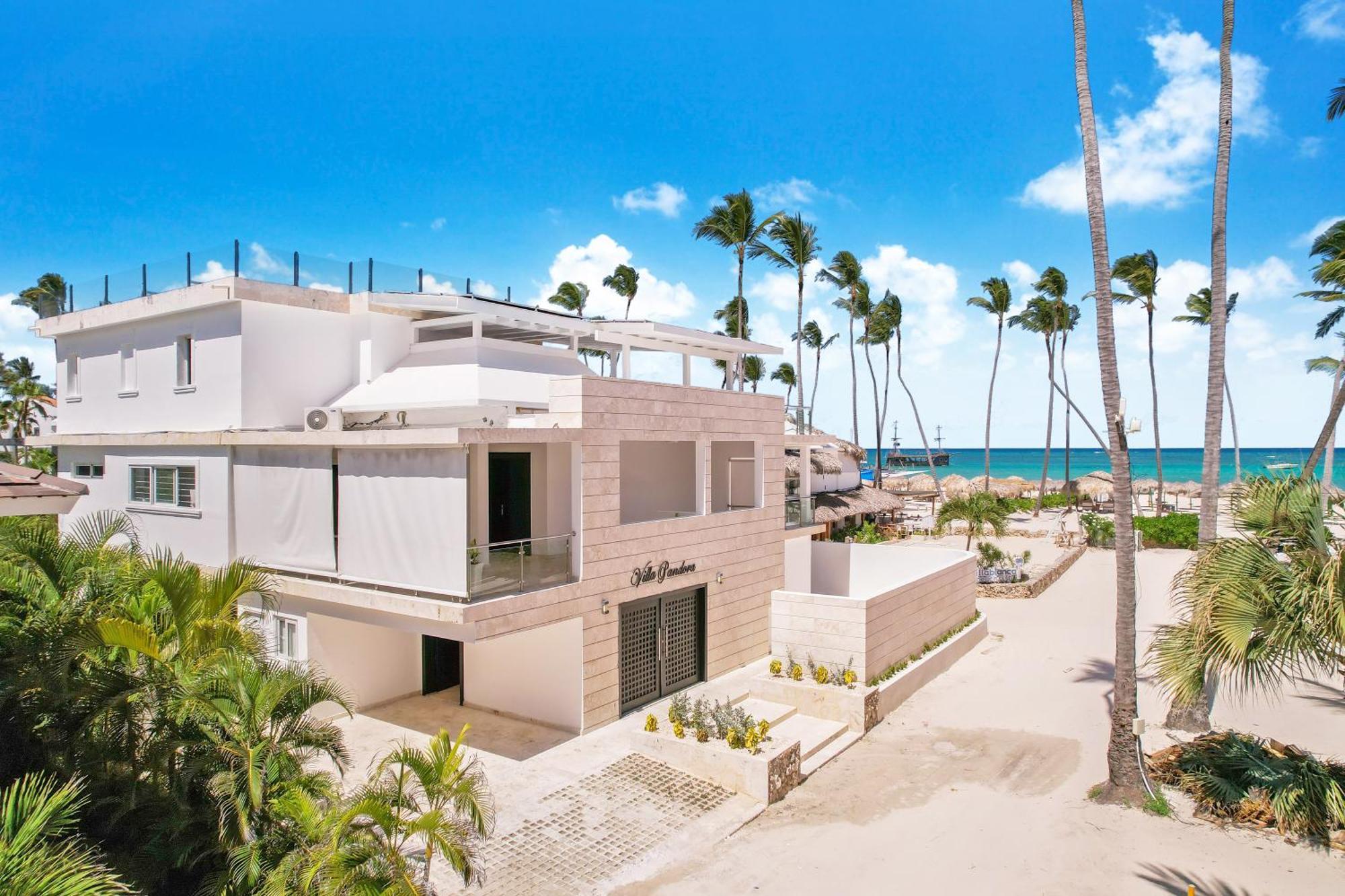 Luxury In Bávaro Just On The *