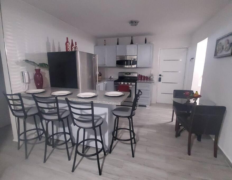 Los Jardines 1 De Pueblo Bavaro 3 Bedroom 2 Bath Apt With Free Parking Apartamento