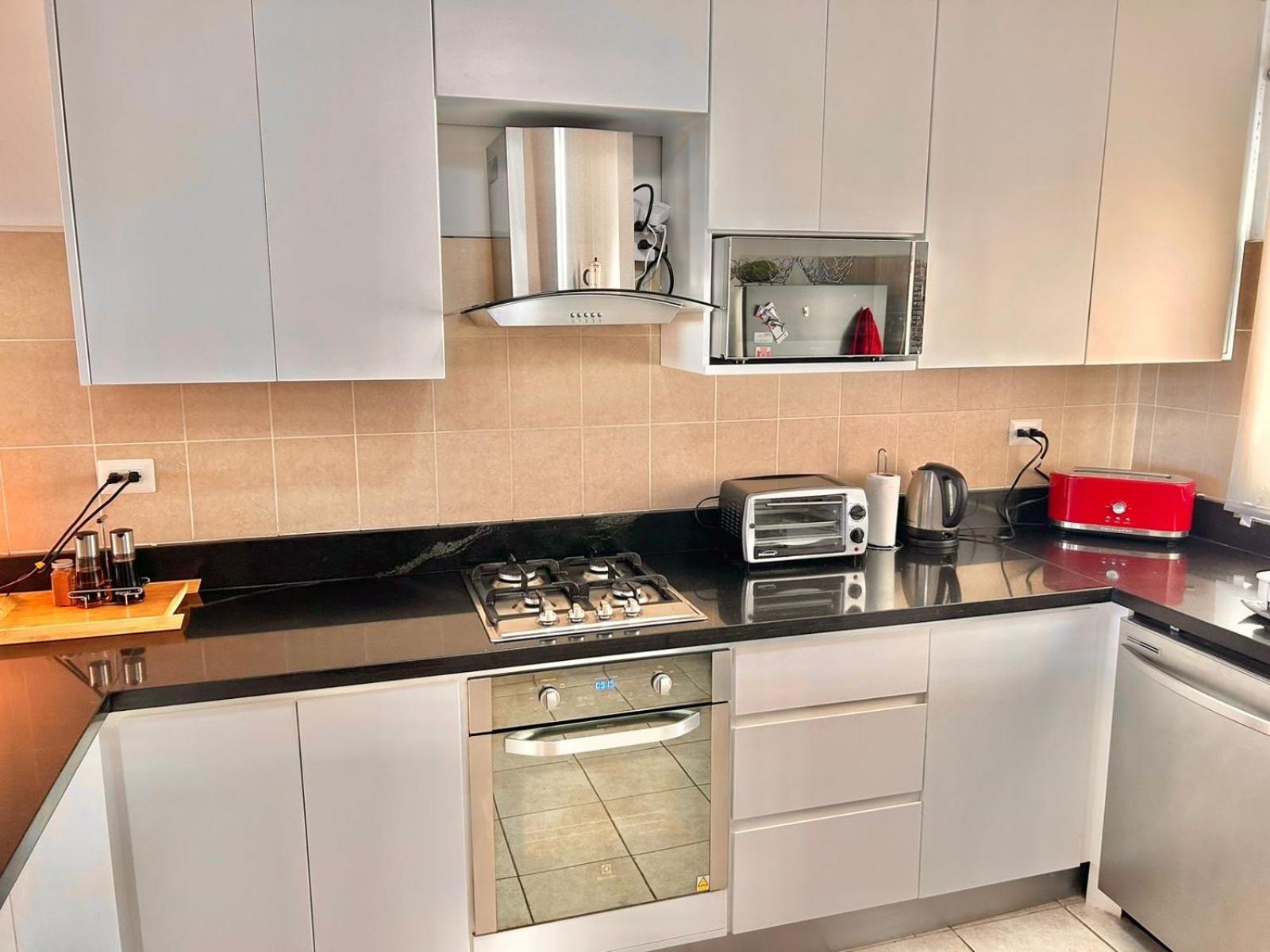 Stanza Mare Front Apartahotel 4*