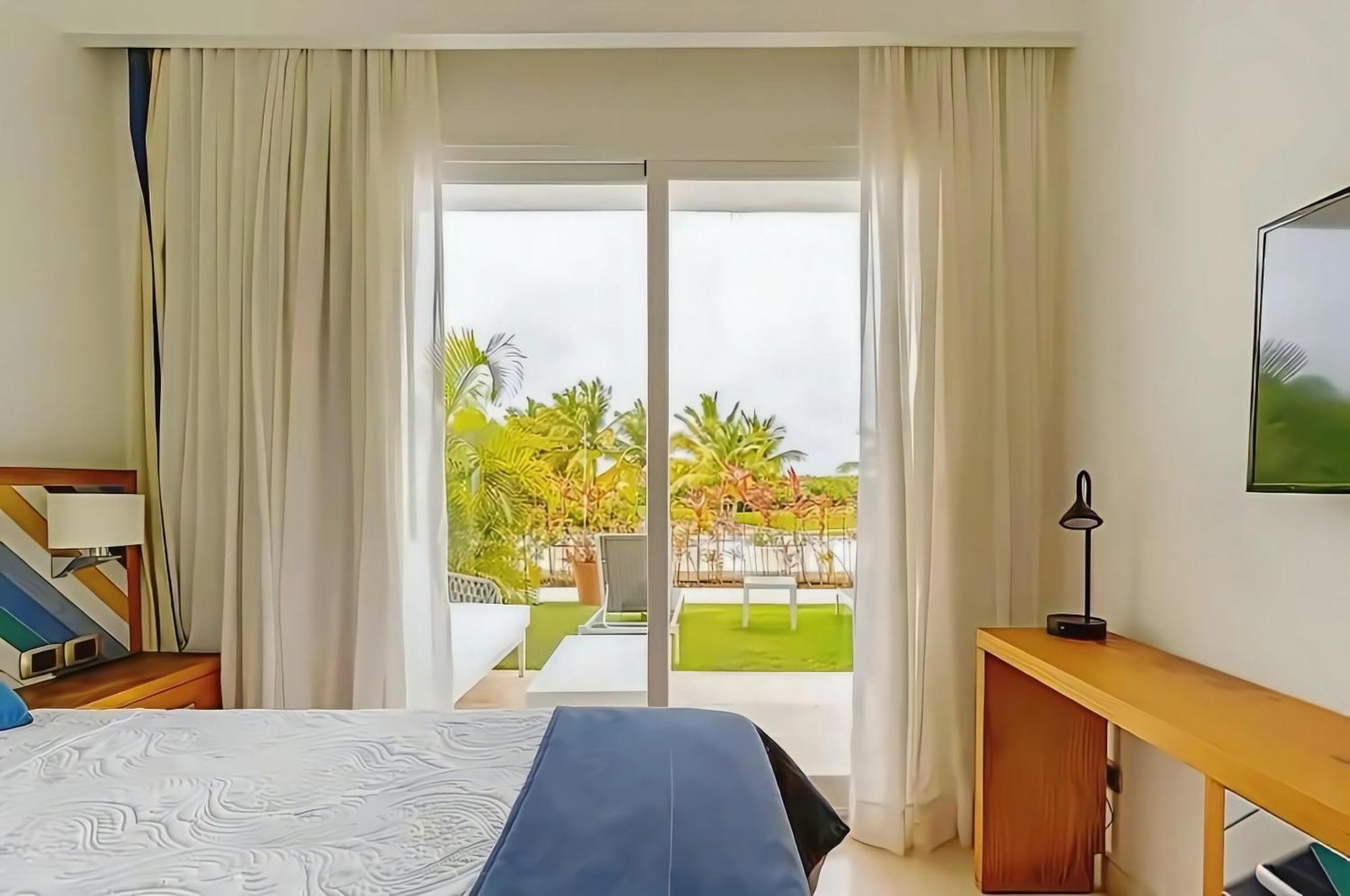 Cana Rock 108 Acceso Directo Piscina Punta Cana