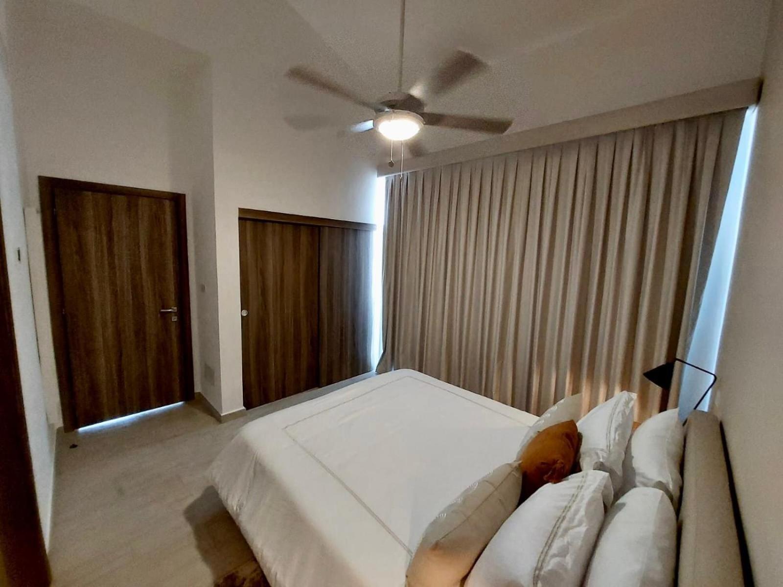 Unique Lake, Golf & Jacuzzi In Hard Rock Golf Pc * Punta Cana