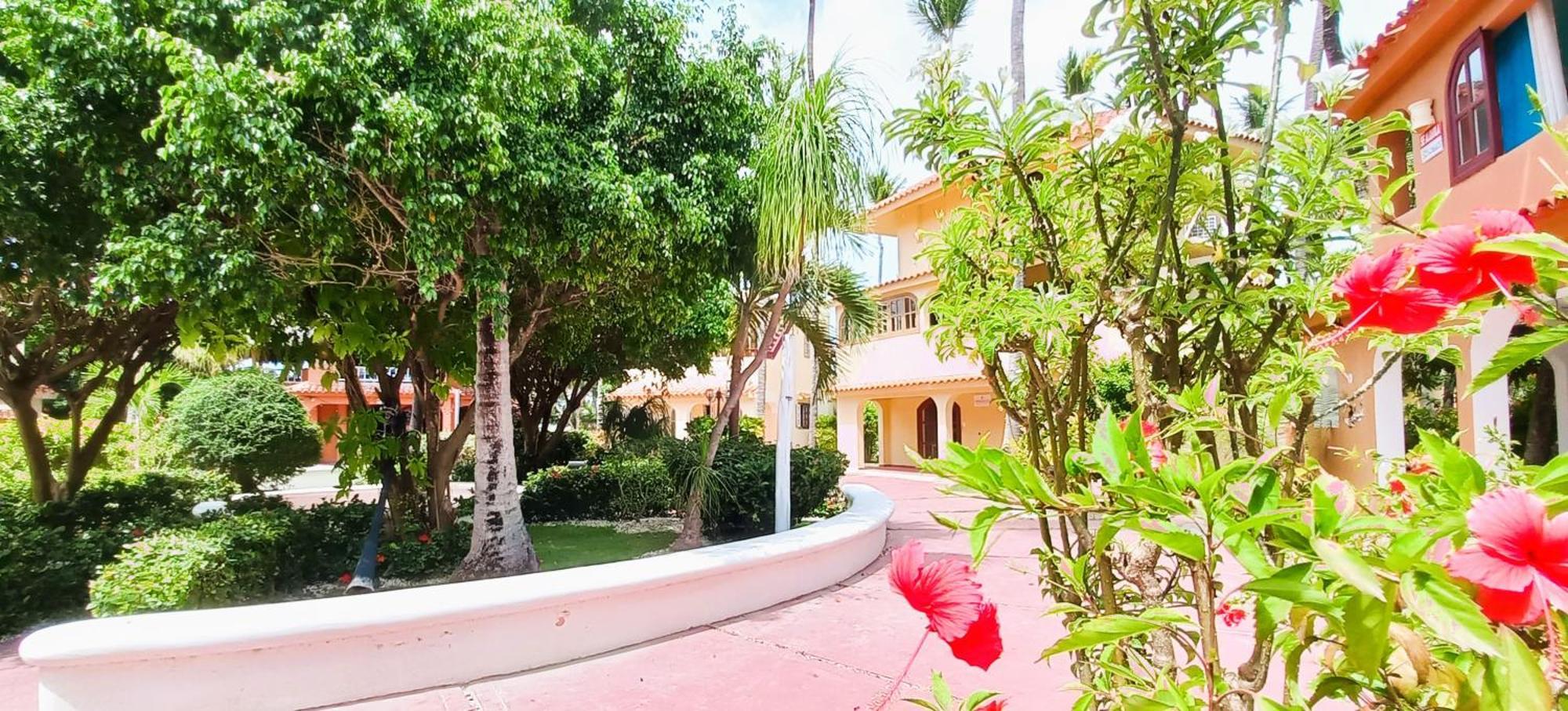 La Piazzetta - Corales Village Apartahotel *