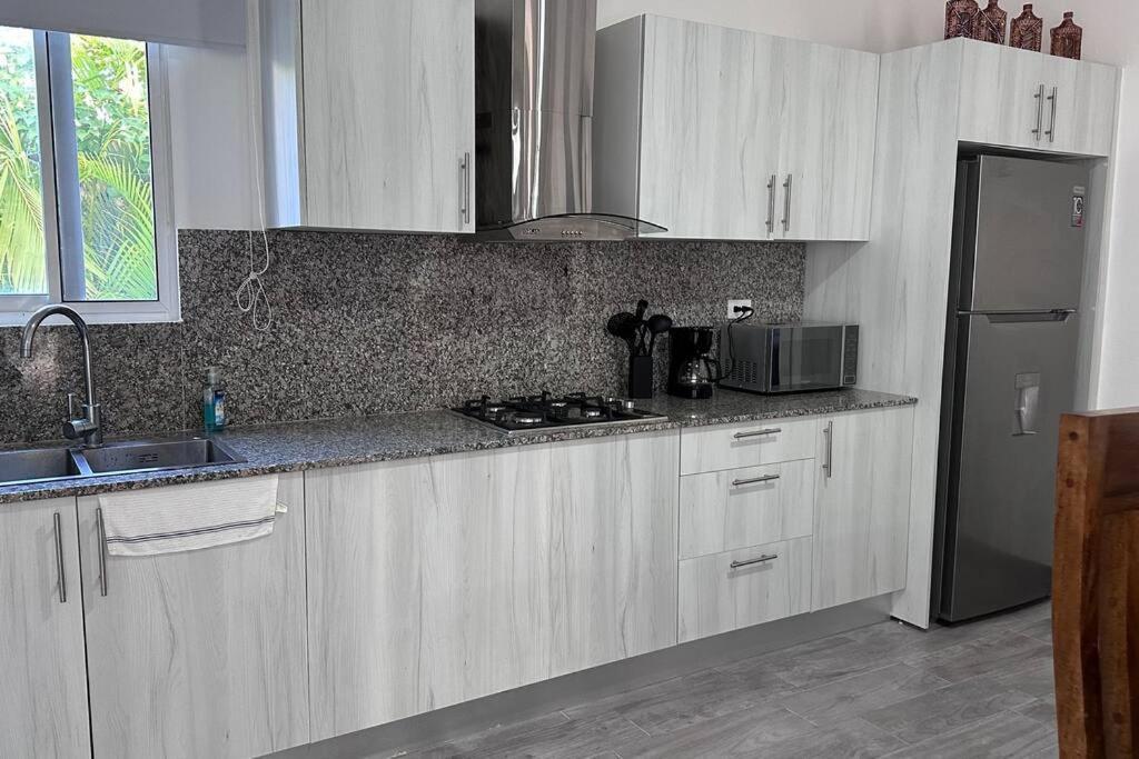 Papaya Bavaro Just Steps From The Beach. Apartamento *