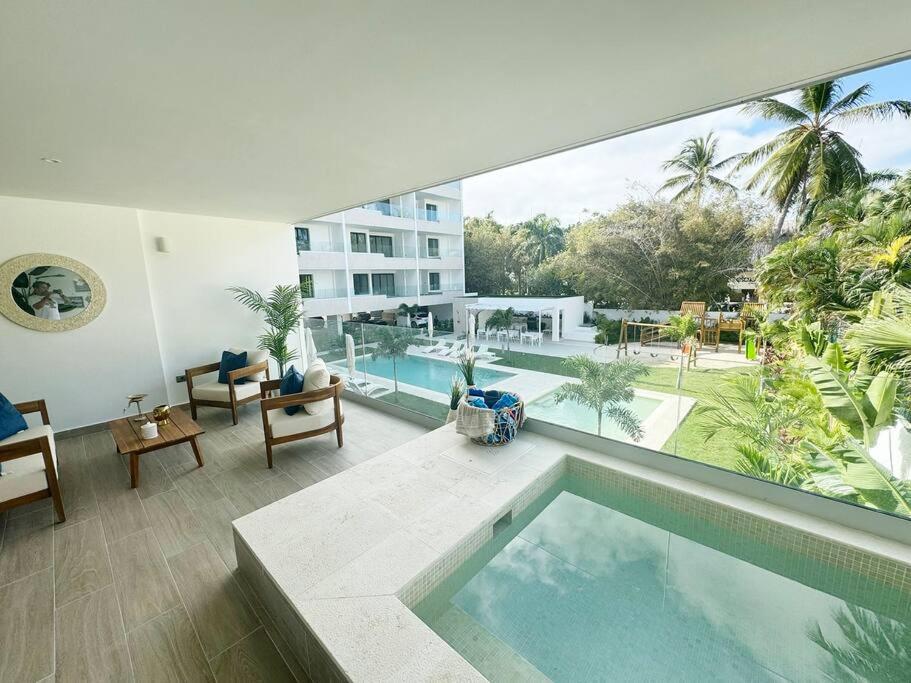 The Zee Corner Tropical Paradise At The Caribe Apartamento *