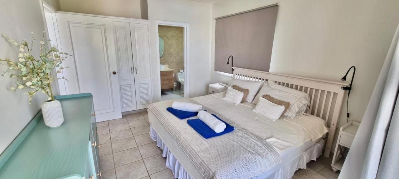 Stanza Mare I-203, On The Private, Bavaro, Equipped, 2r-2b Bavaro,