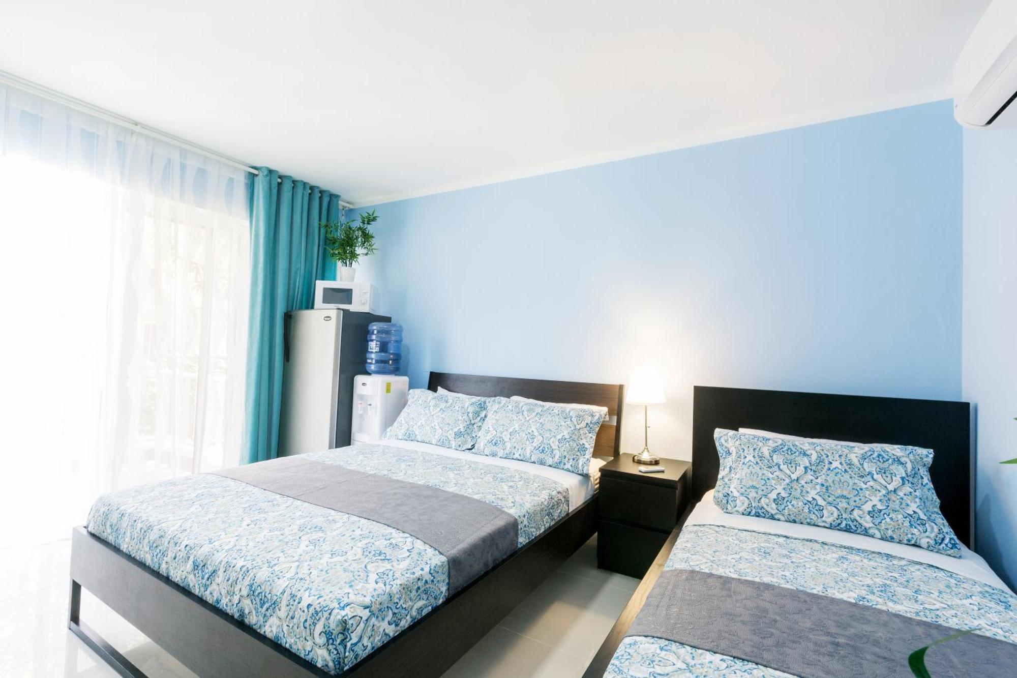 Hotel Tropicana Deluxe Beach Club And Pool - Playa Los Corales