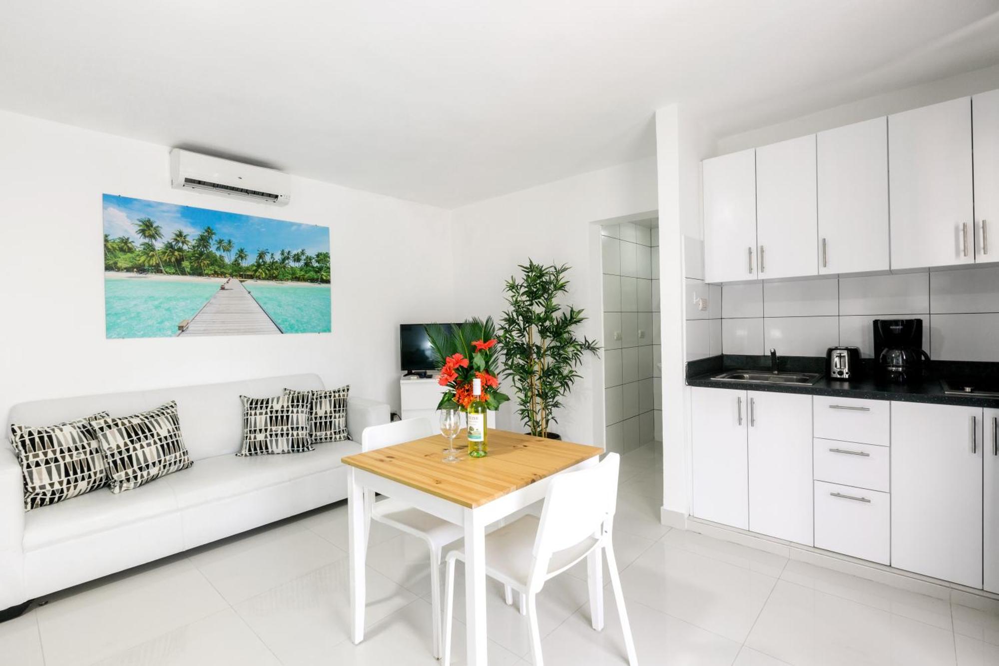 Tropicana Deluxe Beach Club And Pool - Playa Los Corales 5*