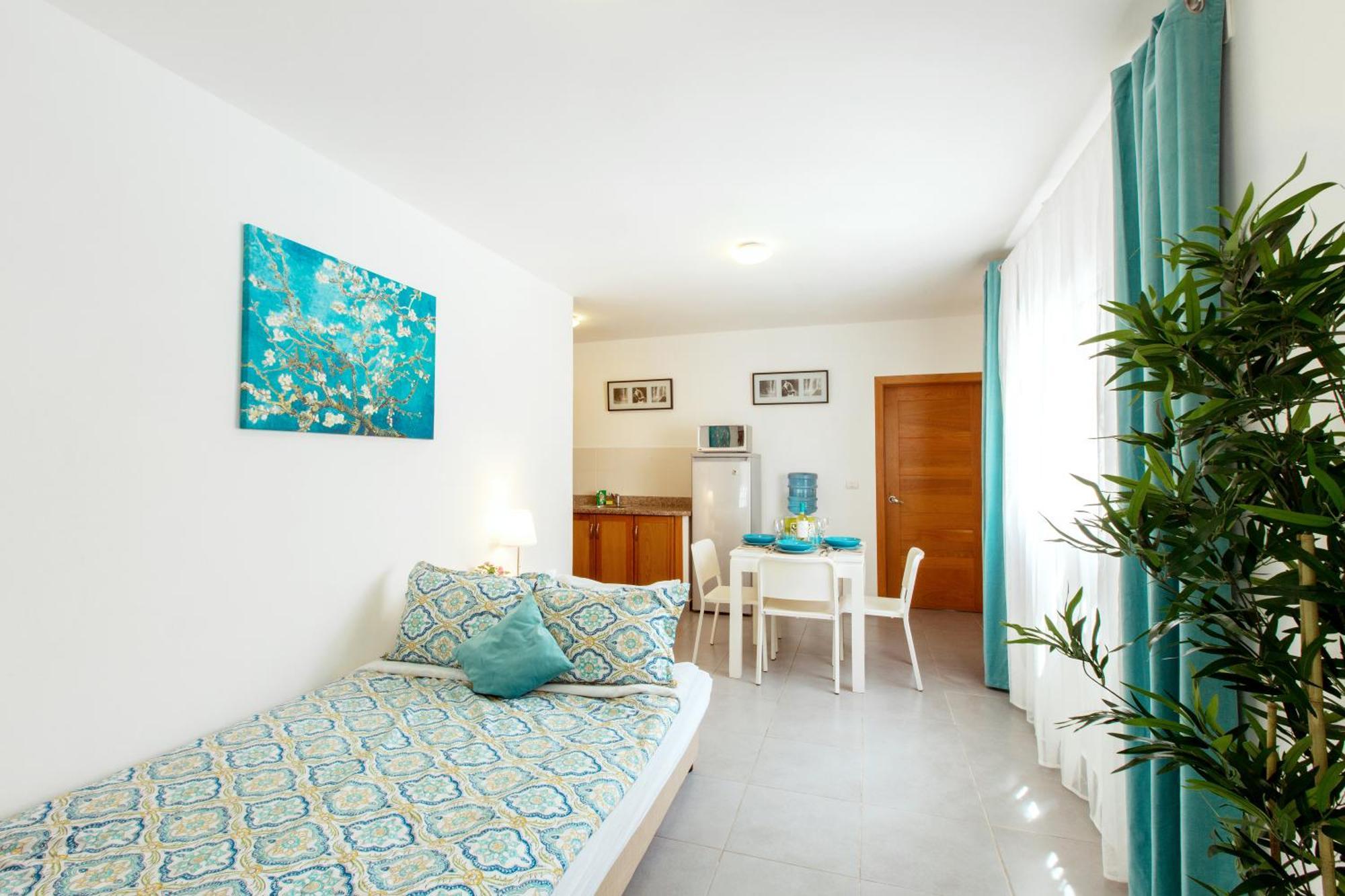 Tropicana Deluxe Beach Club And Pool - Playa Los Corales Hotel Punta Cana