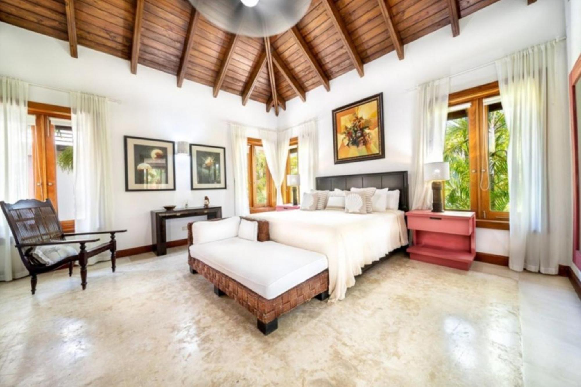 Imagine Being In The Middle Of Paradise With The Soft Sea Breeze Apartamento Punta Cana