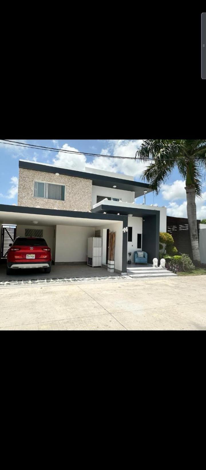 Mariposa Guest house *