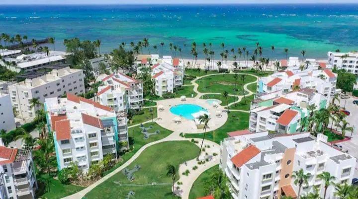 Playa Turquesa - Paradise Front