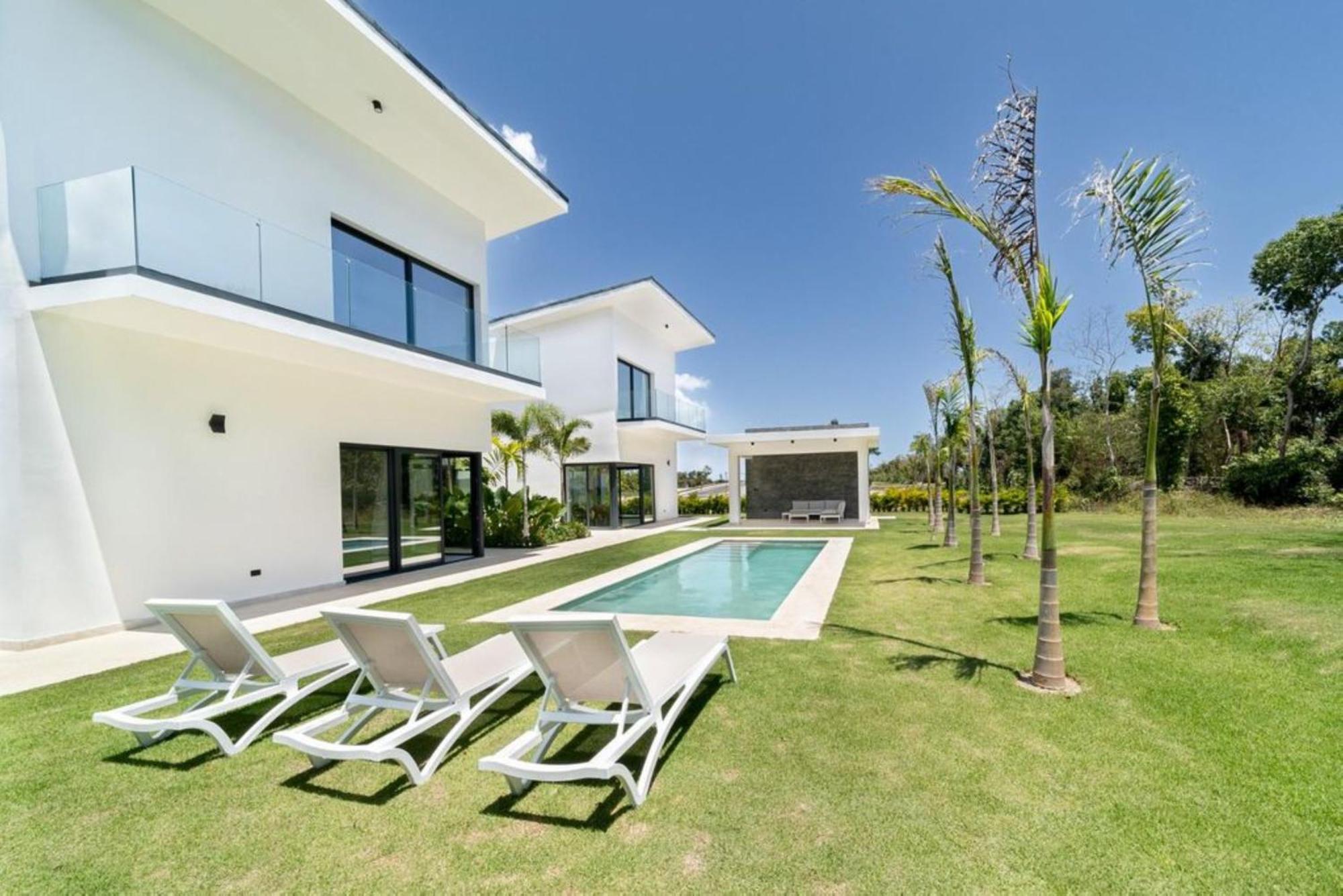 Experience True Privacy Tranquility And Unparalleled Luxury Apartamento *