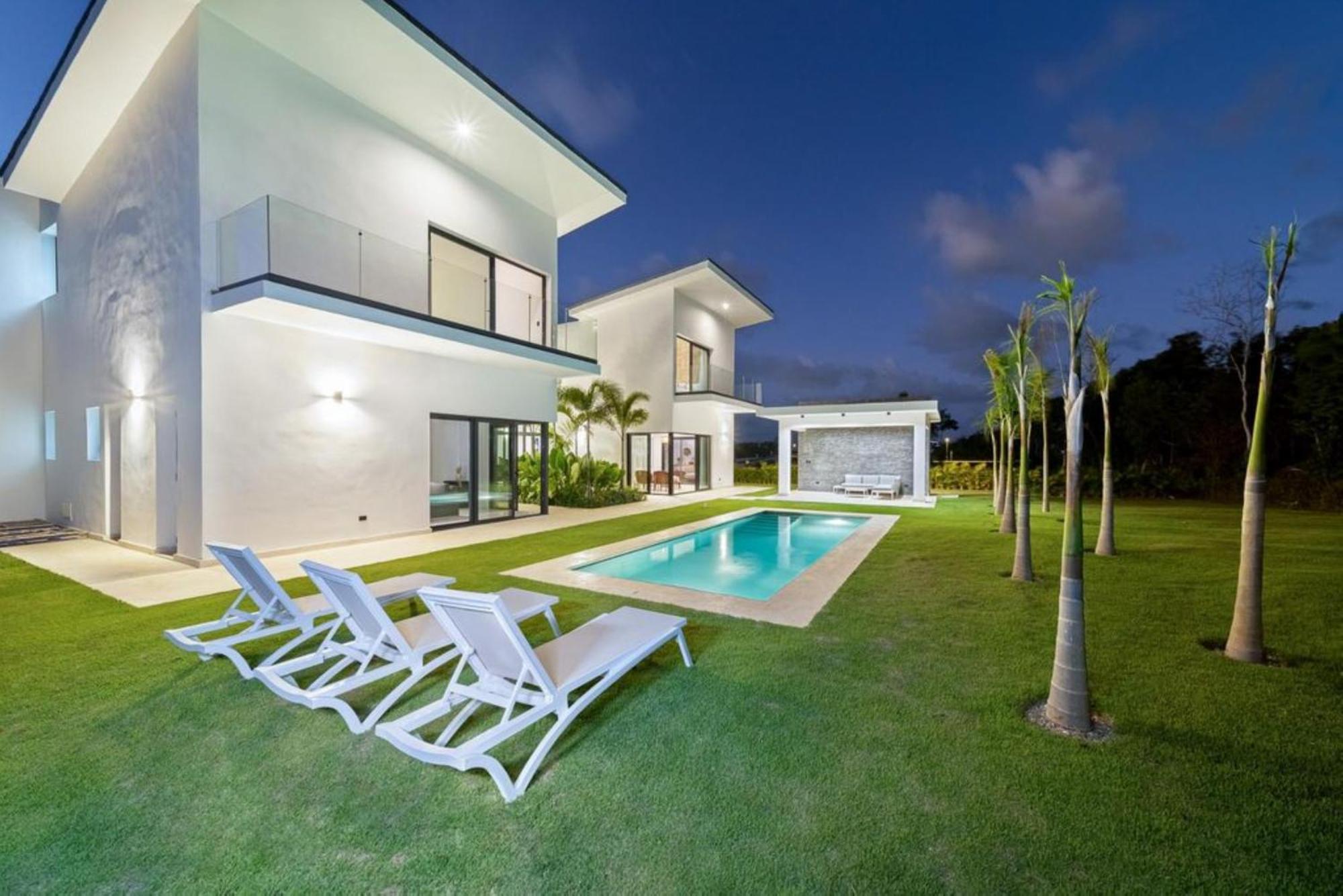 Experience True Privacy Tranquility And Unparalleled Luxury *