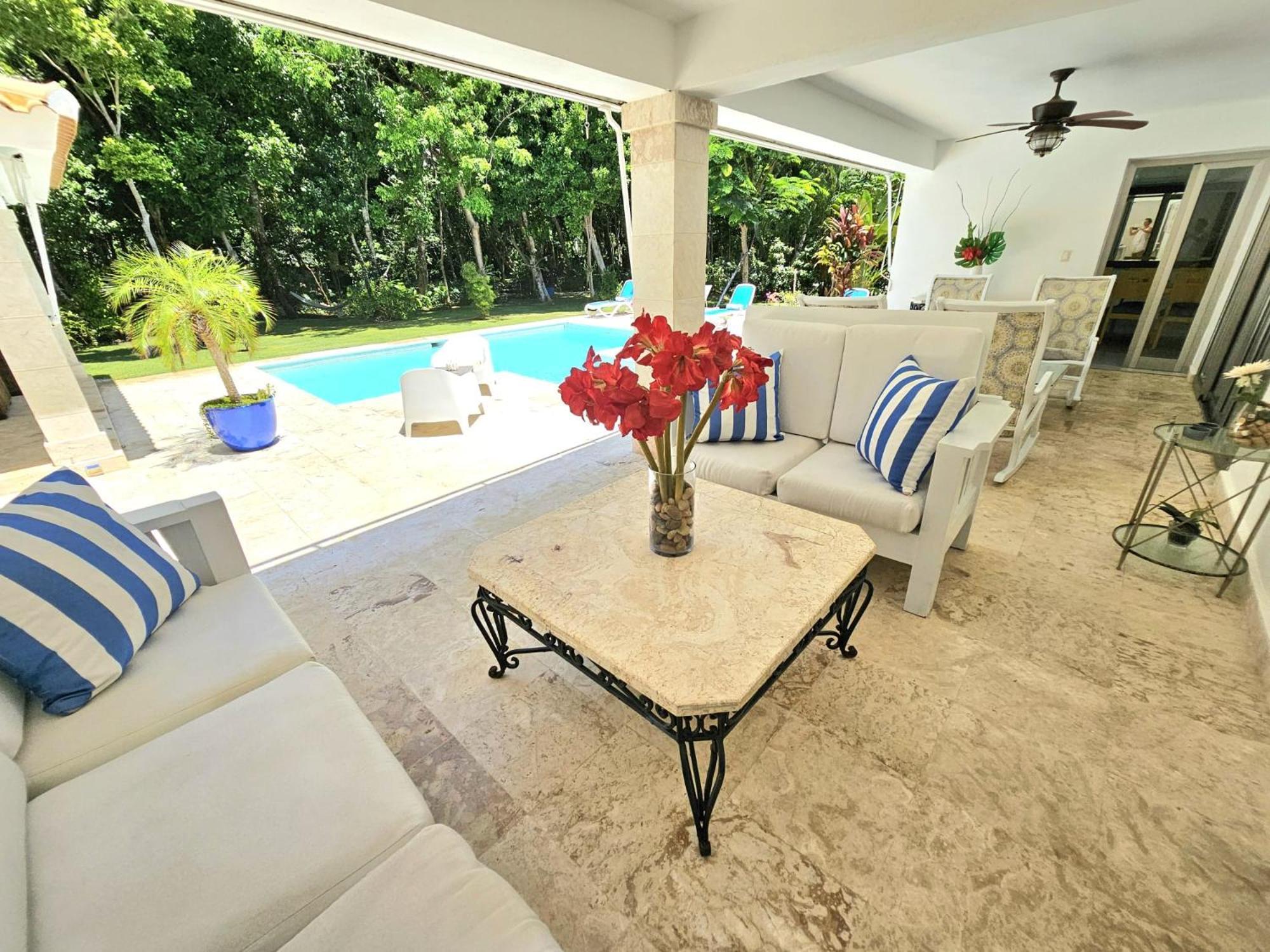 Caribe With Full Service Villa