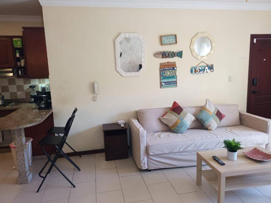 Close To The With Pool Apartamento *