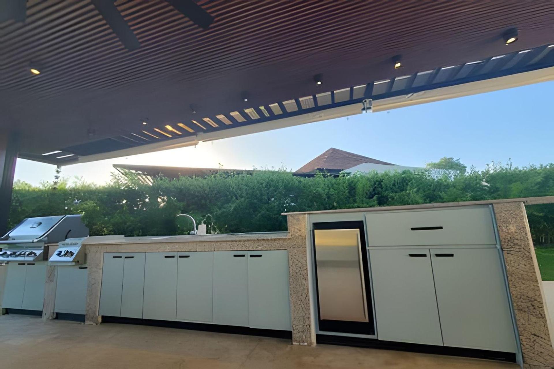 Elegante Privada De 4 Con Piscina Y Jacuzzi Сasa de vacaciones *