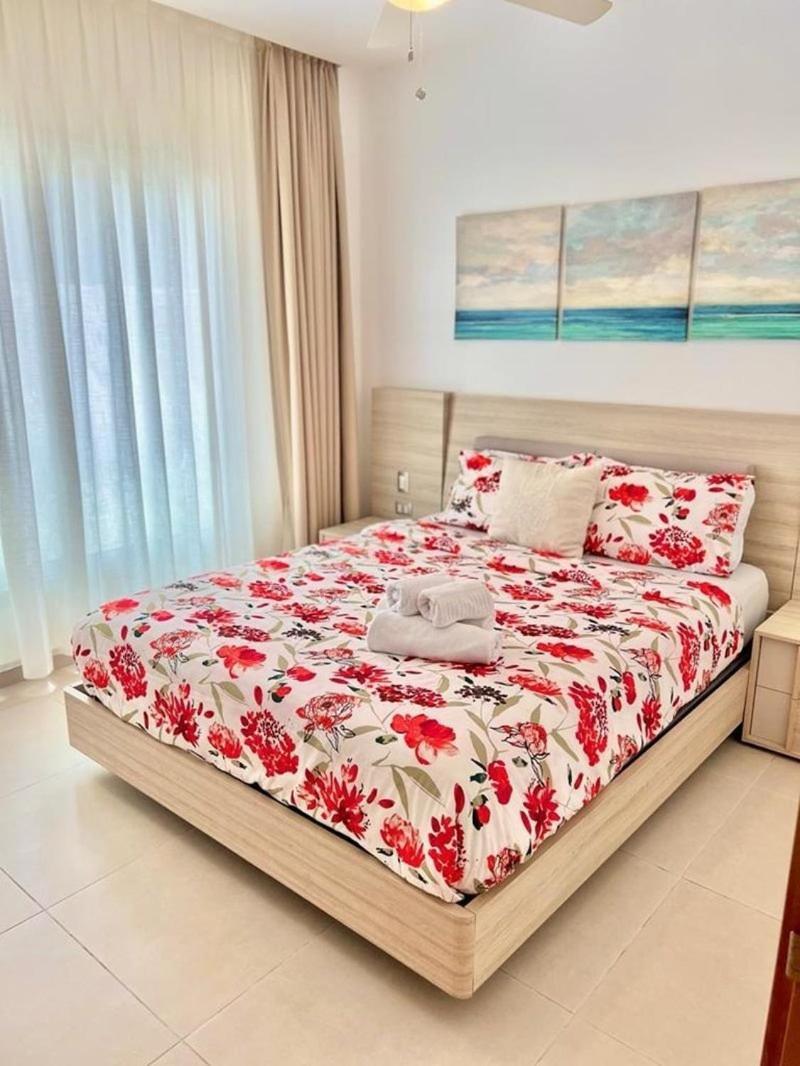 Garden Ground Floor Condo, D1 *