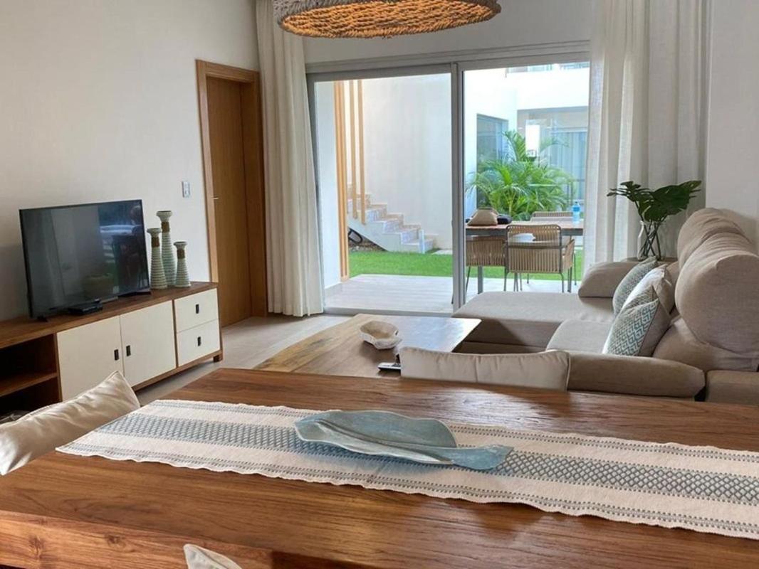 Garden Ground Floor Condo, D1 *