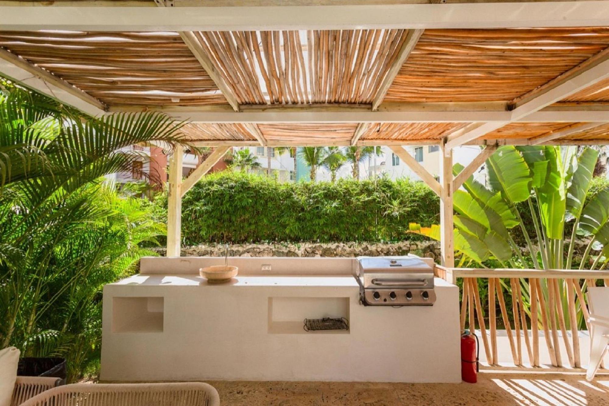 Garden Ground Floor Condo, D1 Apartamento
