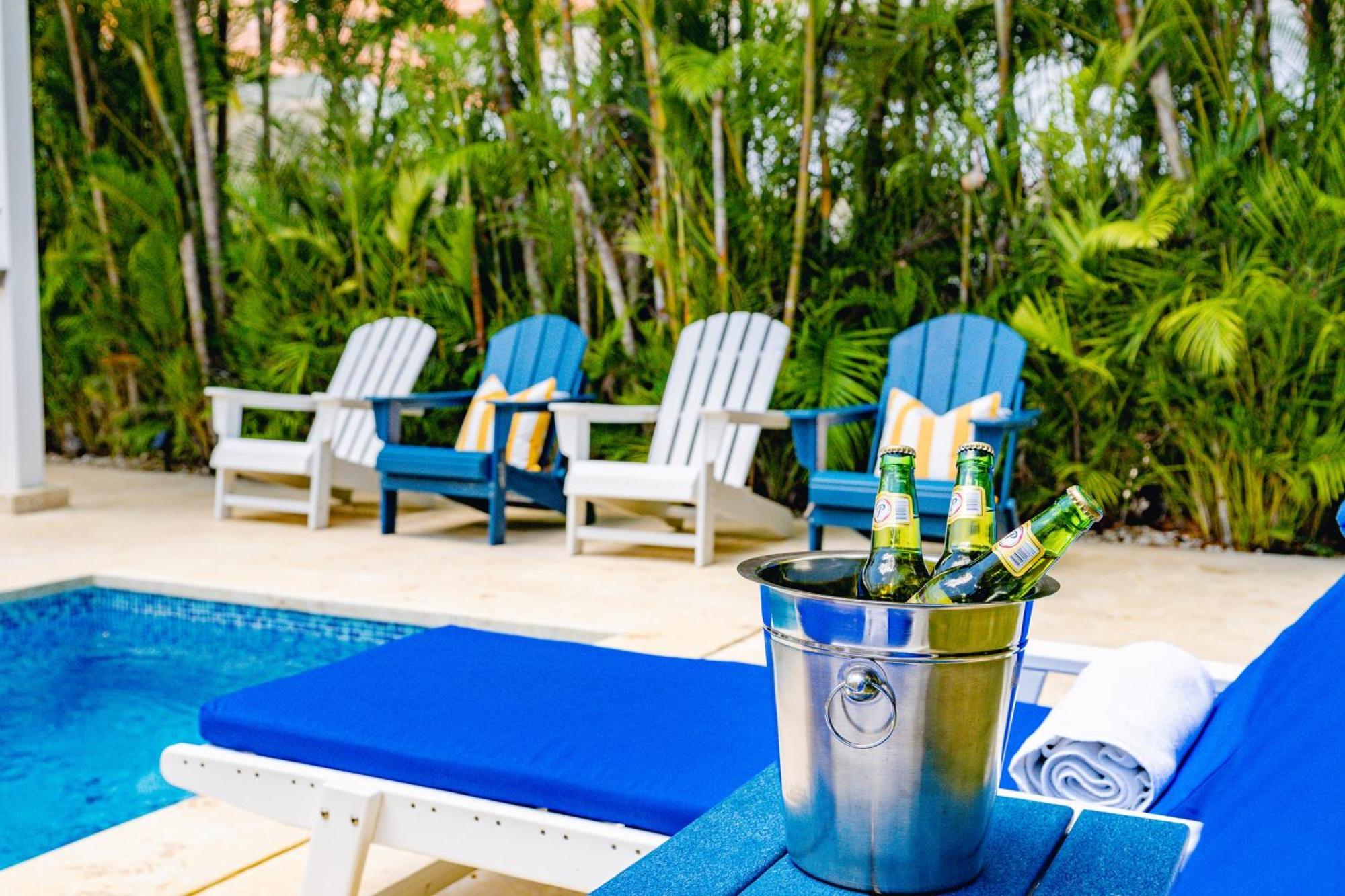 A Guest Dream Blue Village Villa *