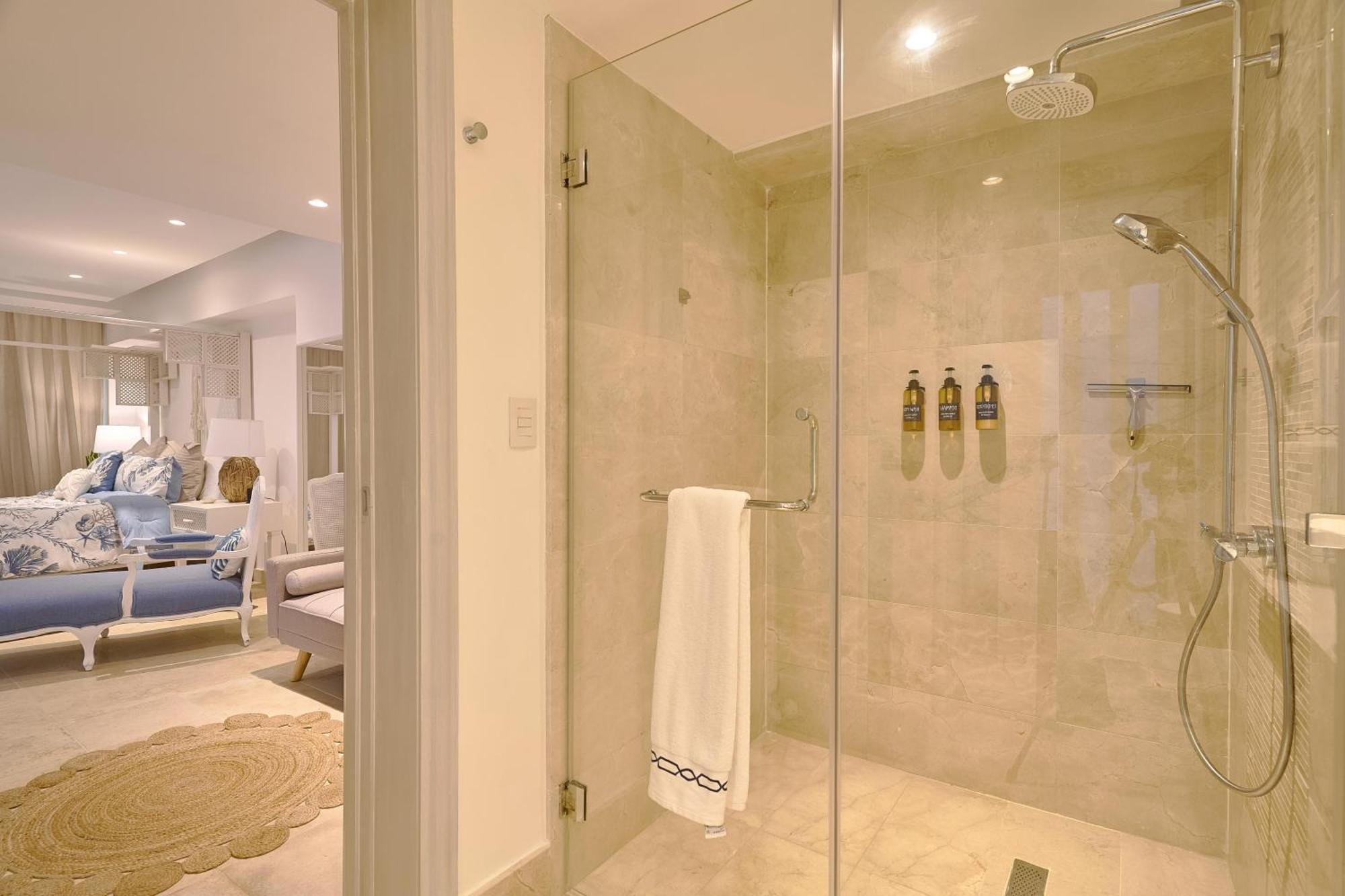 New! Beautiful Modern At Cap Cana, Apartamento *