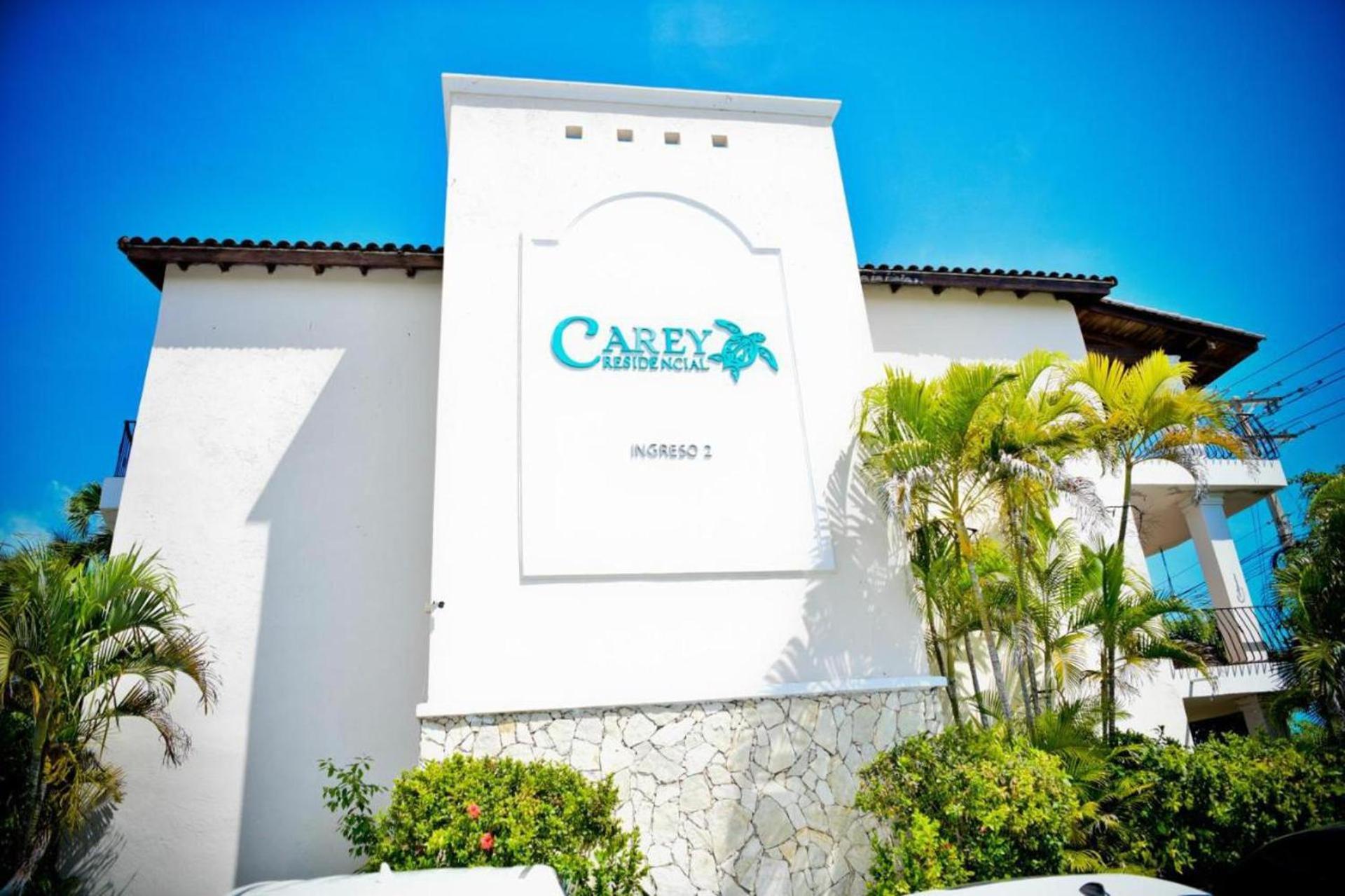 - - Sleeps 4 - Pool - Hot Tub * Punta Cana