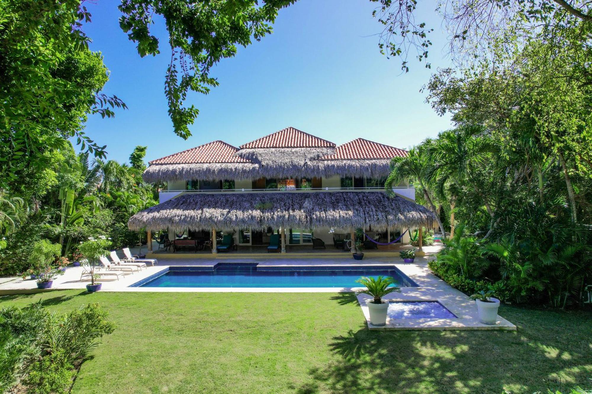 Luxury On La Cana Golf Course With Pool, Jacuzzi, Cart & Maid * Punta Cana