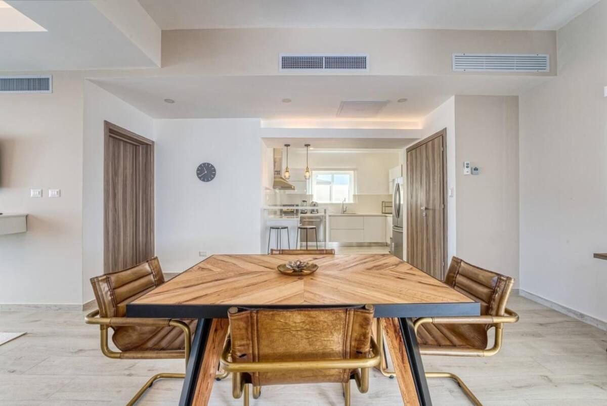 Beauty Luxury In A Private Residencial *
