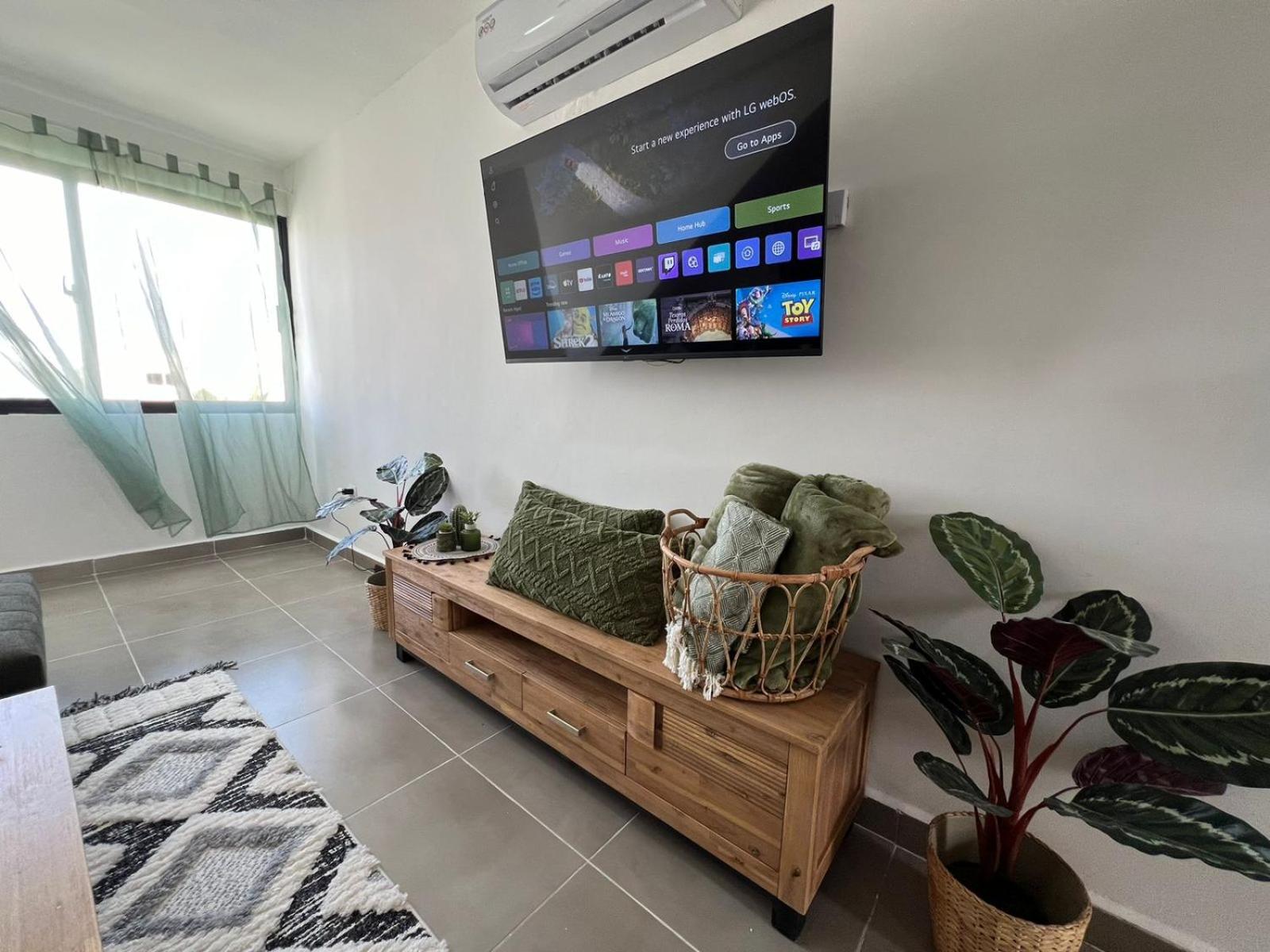 A Solo 13 Minutos Caminando A Playa, 2 Niveles De 1 Con Jacuzzy Privado Apartamento *