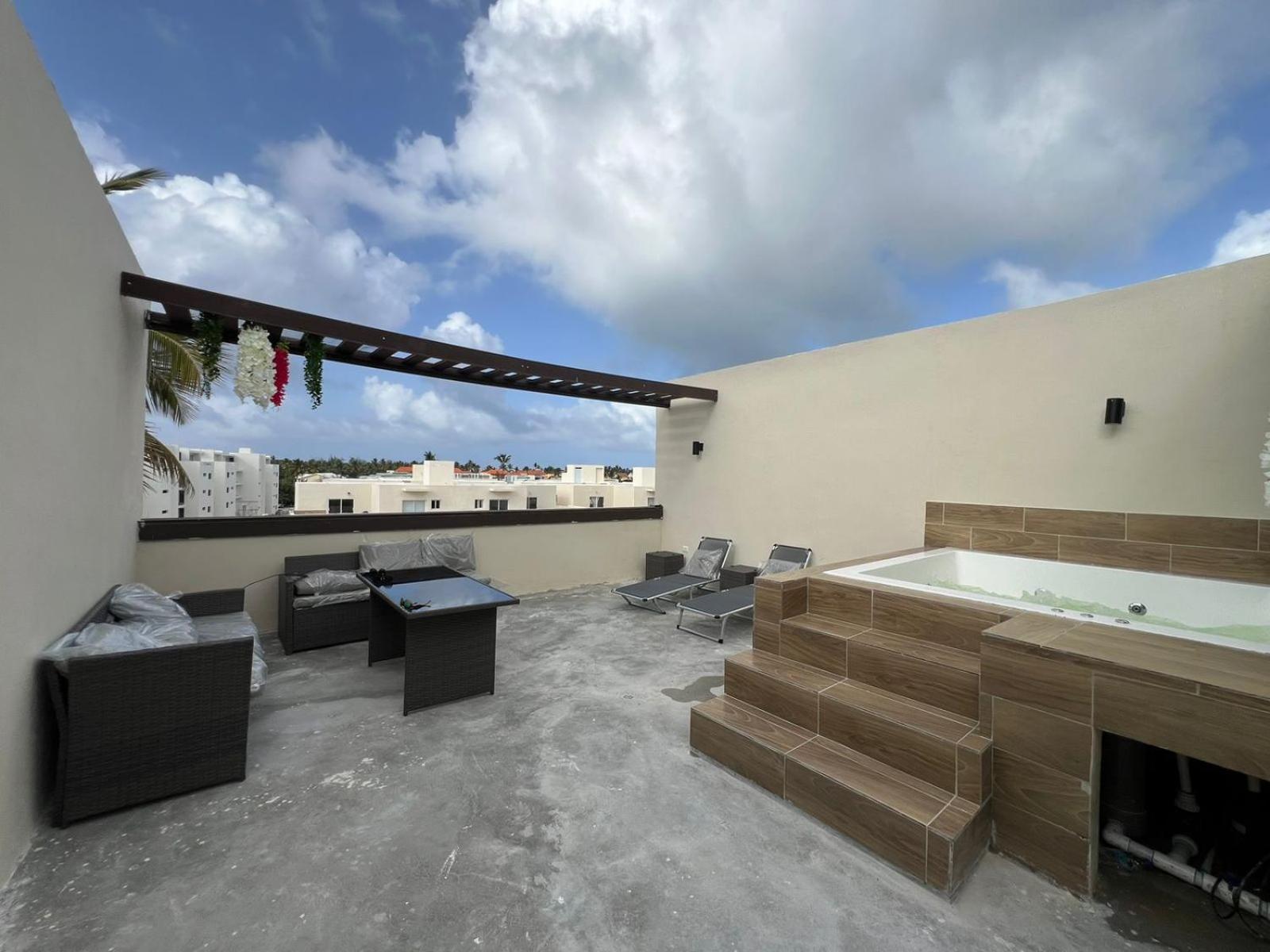 Apartamento A Solo 13 Minutos Caminando A Playa, 2 Niveles De 1 Con Jacuzzy Privado