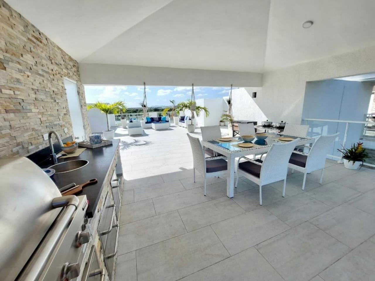 Luxury Gateaway Penthouse In Front Of Hard Rock *