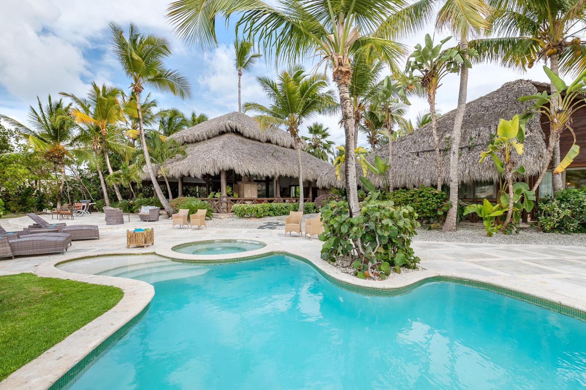 Villa Cap Cana For Rent - Luxury With Access To Eden Roc Punta Cana