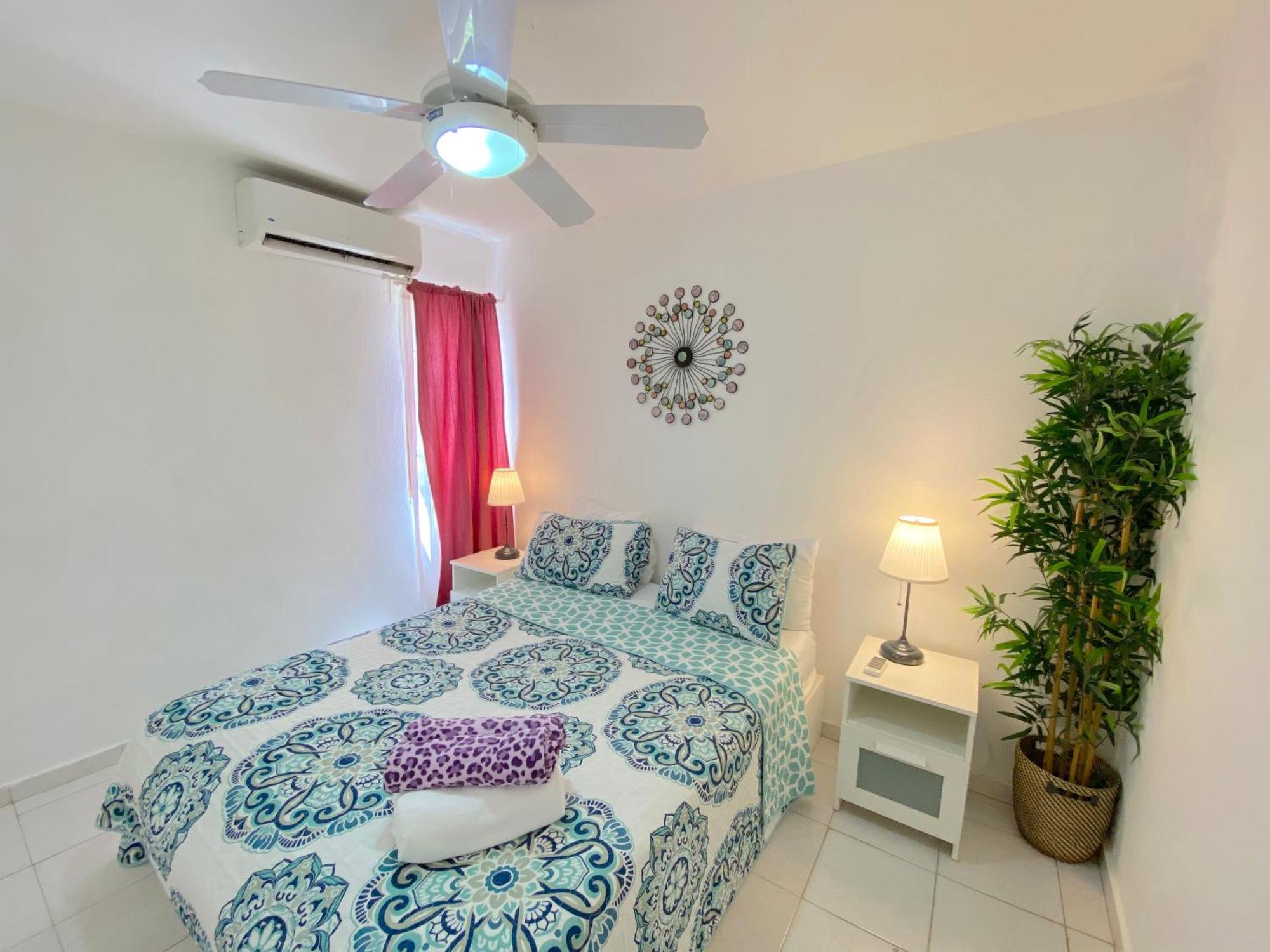 Hotel Los Corales And - Beach Club, Spa, Restaurants