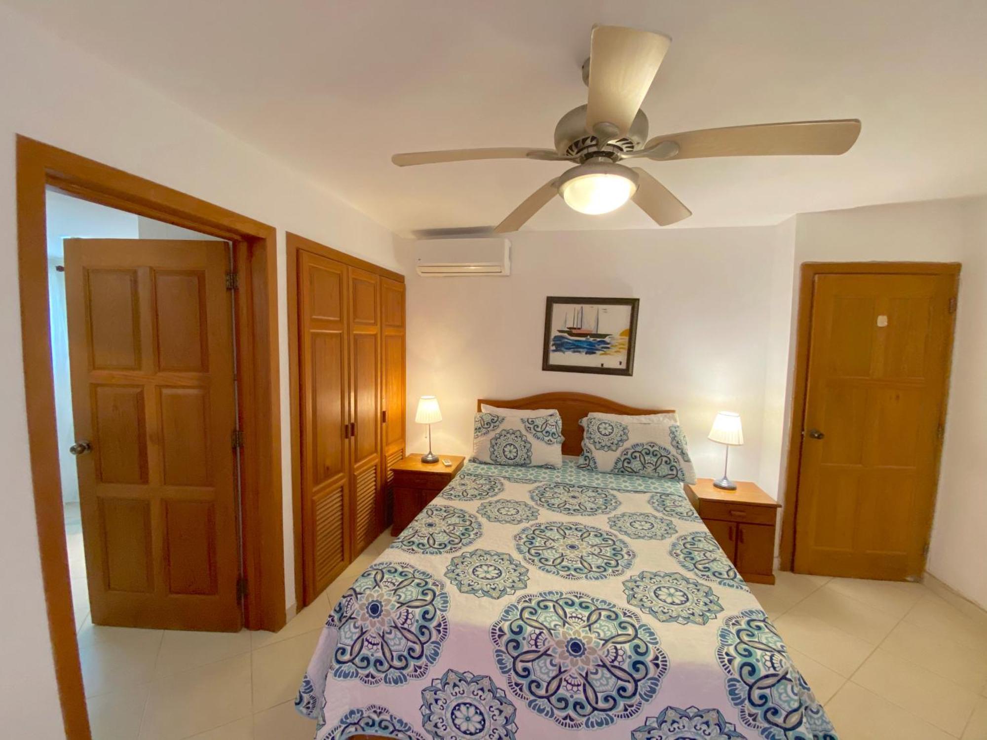 Los Corales And - Beach Club, Spa, Restaurants Hotel Punta Cana
